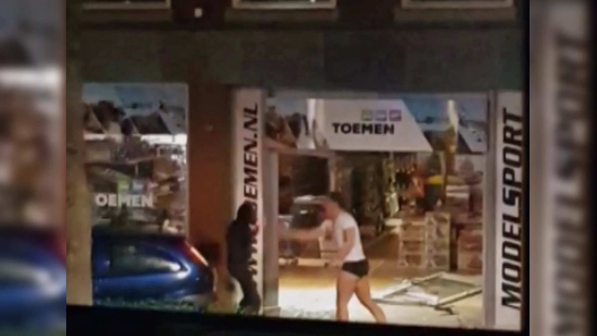 VIDEO: winkeleigenaar jaagt ramkrakers weg in onderbroek: 'Ik gaf ze een goede schop'