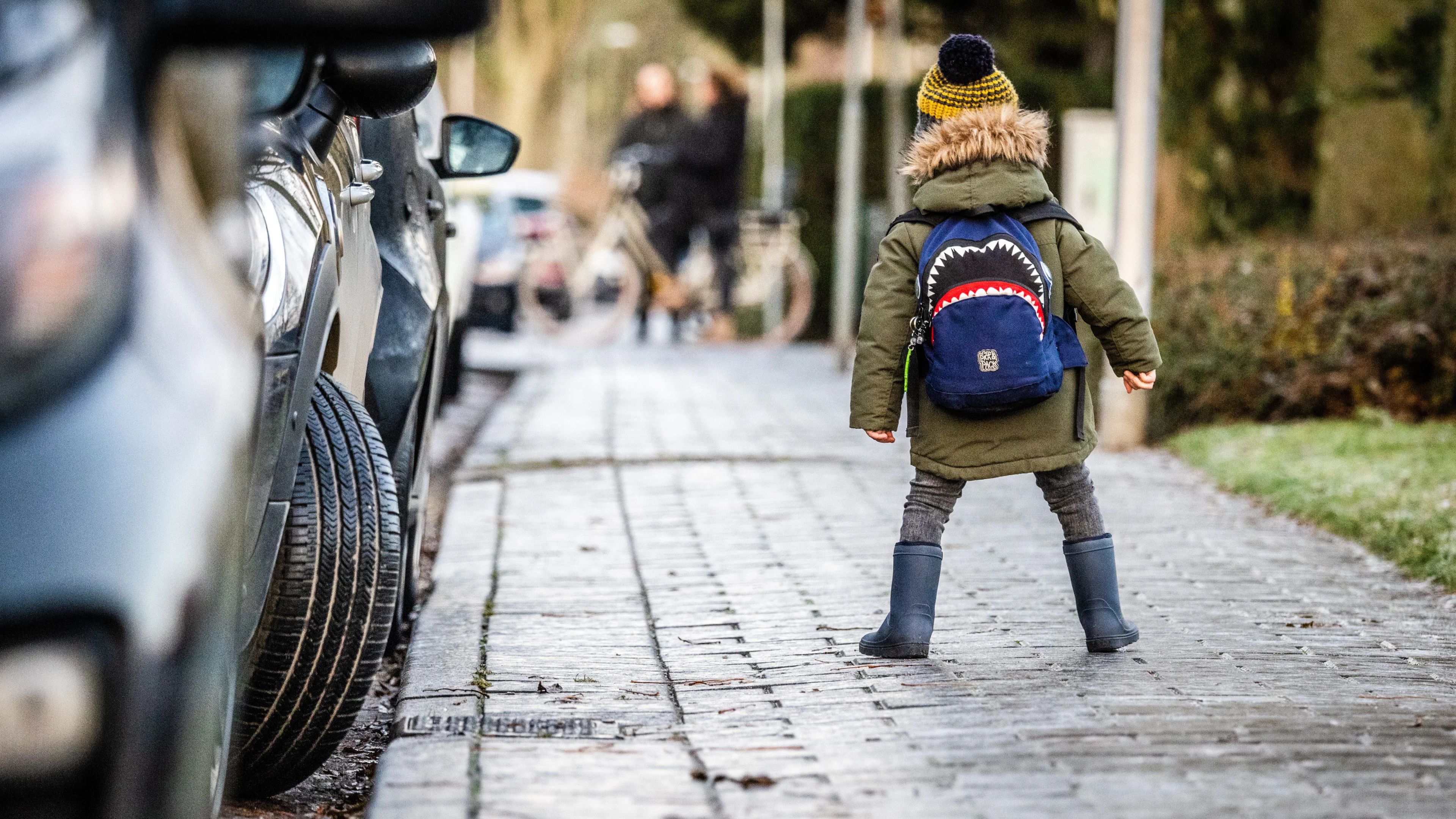 Sneeuw trekt weg, maar wegen vriezen op: 'Kan verraderlijk glad worden'