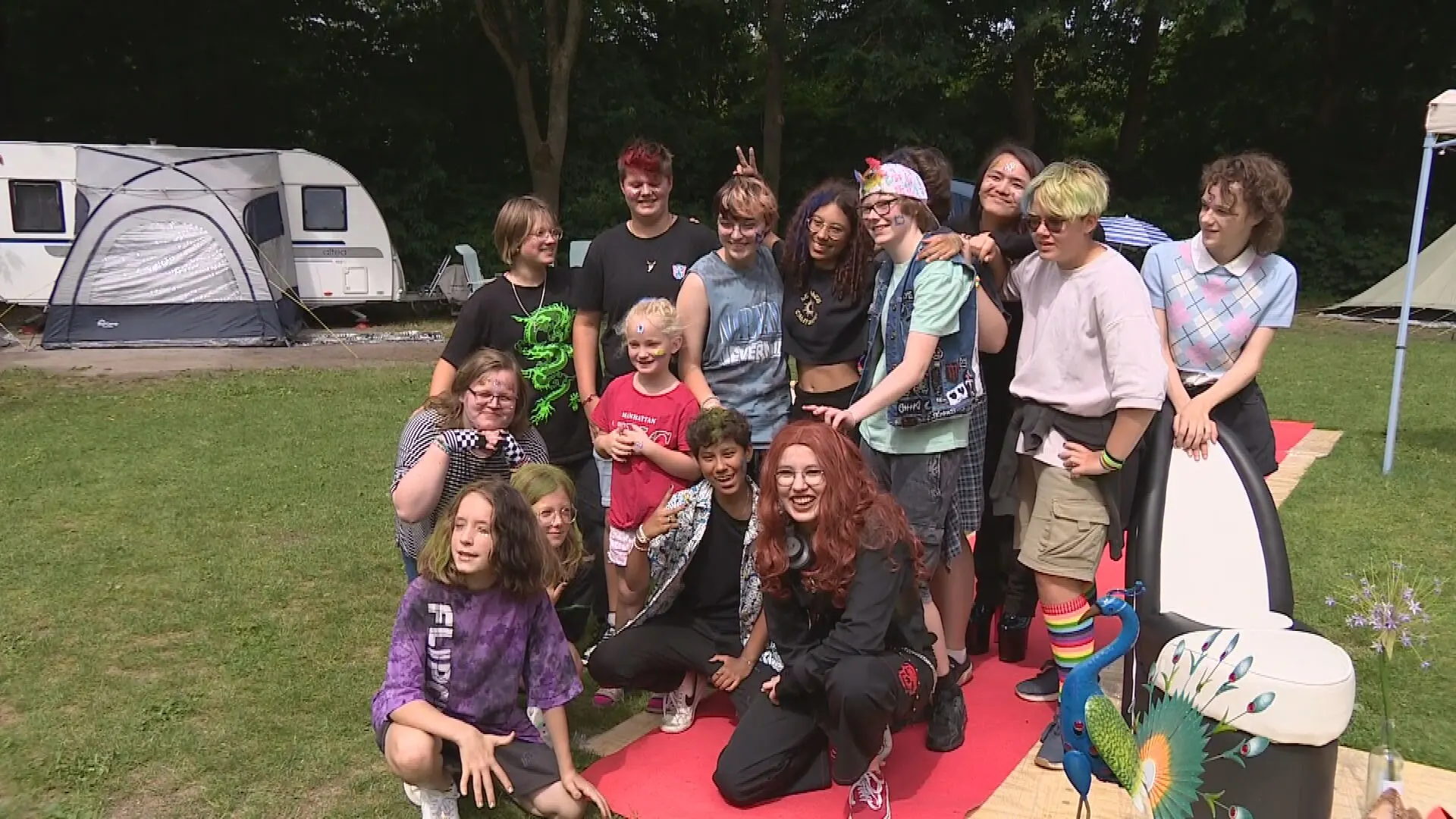 Eerste LHBTIQ+ camping van Nederland open: 'Ik heb me nog nooit zo onder familie gevoeld' 