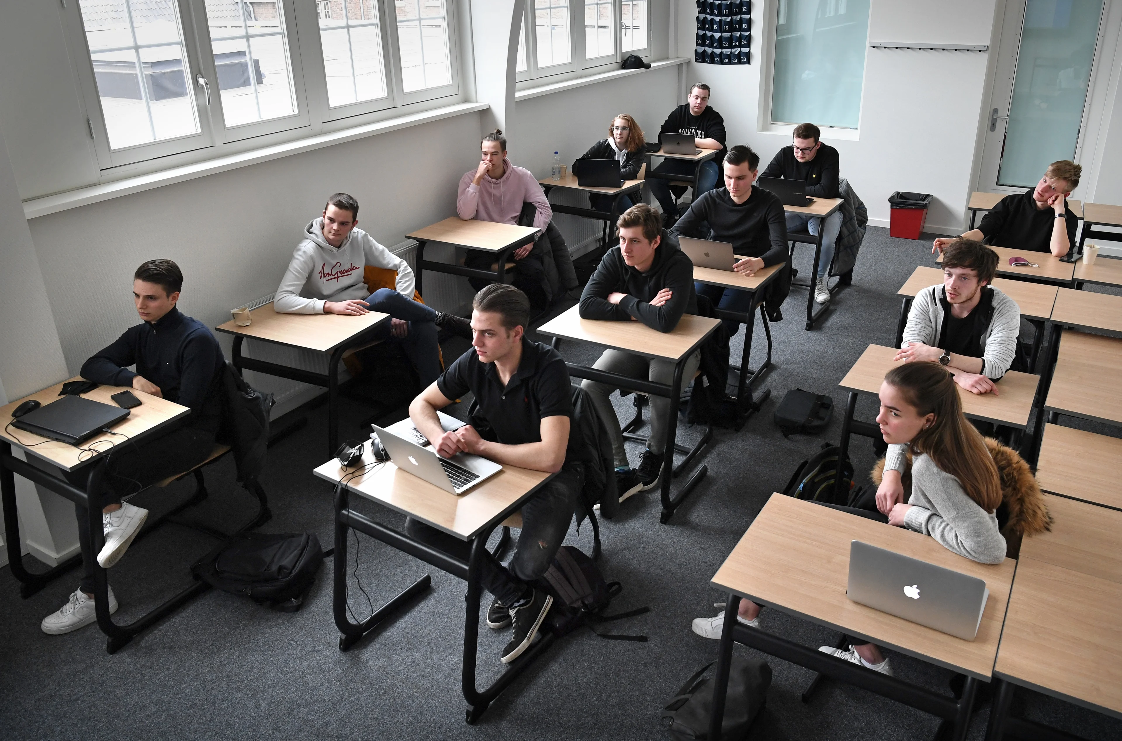 Aantal schoolverlaters stijgt tot hoogste punt in tien jaar: 'Gedemotiveerd door corona'