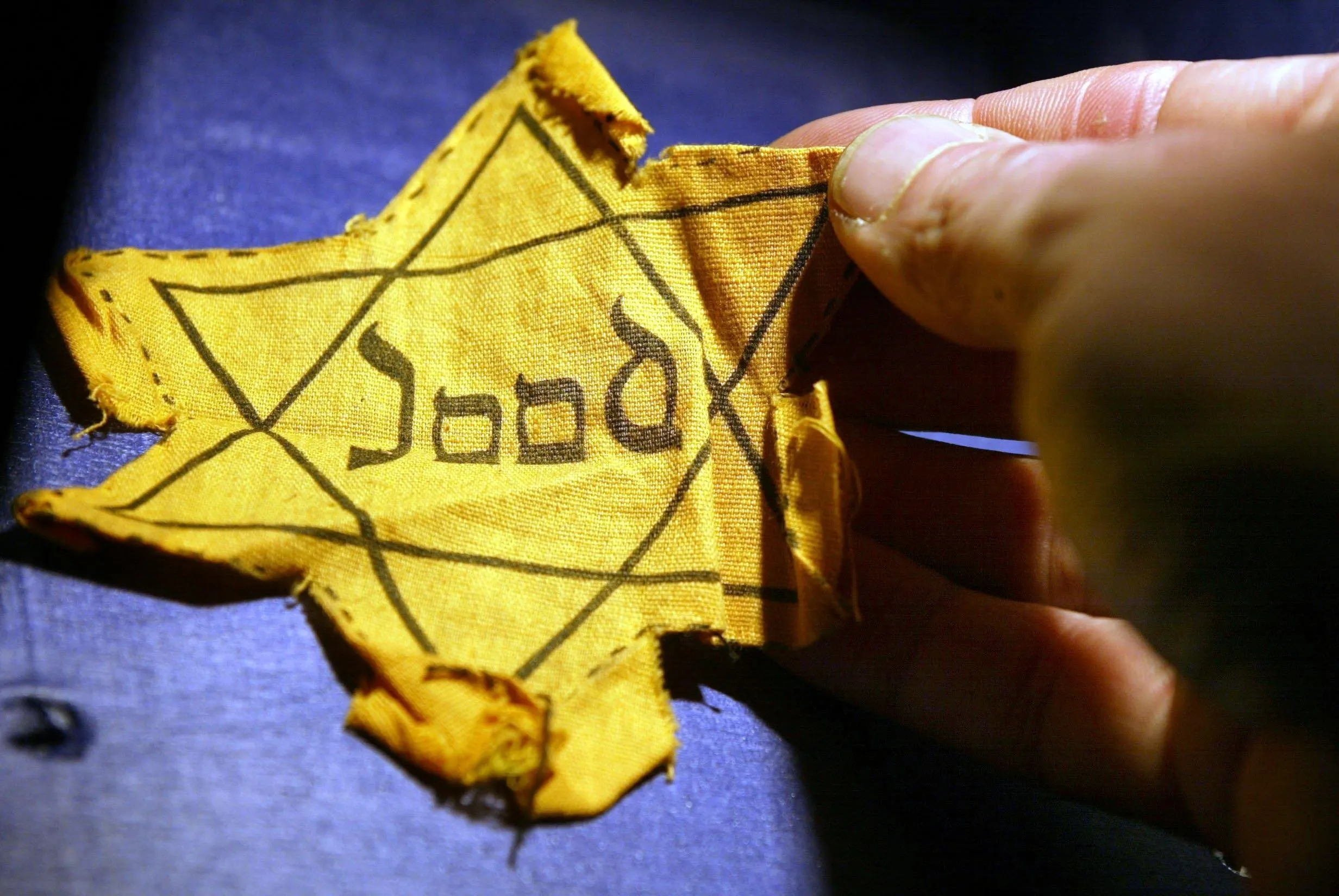 Aangifte tegen beurs waar nazivoorwerpen werden verkocht