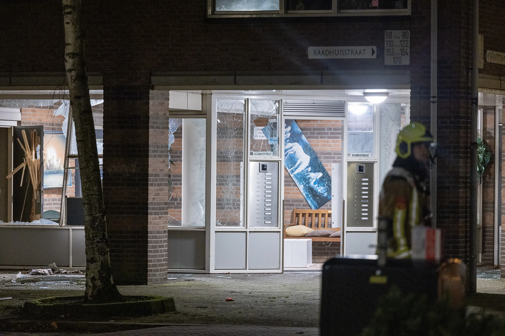 Explosie bij flat Heemskerk die net de Postcodekanjer won