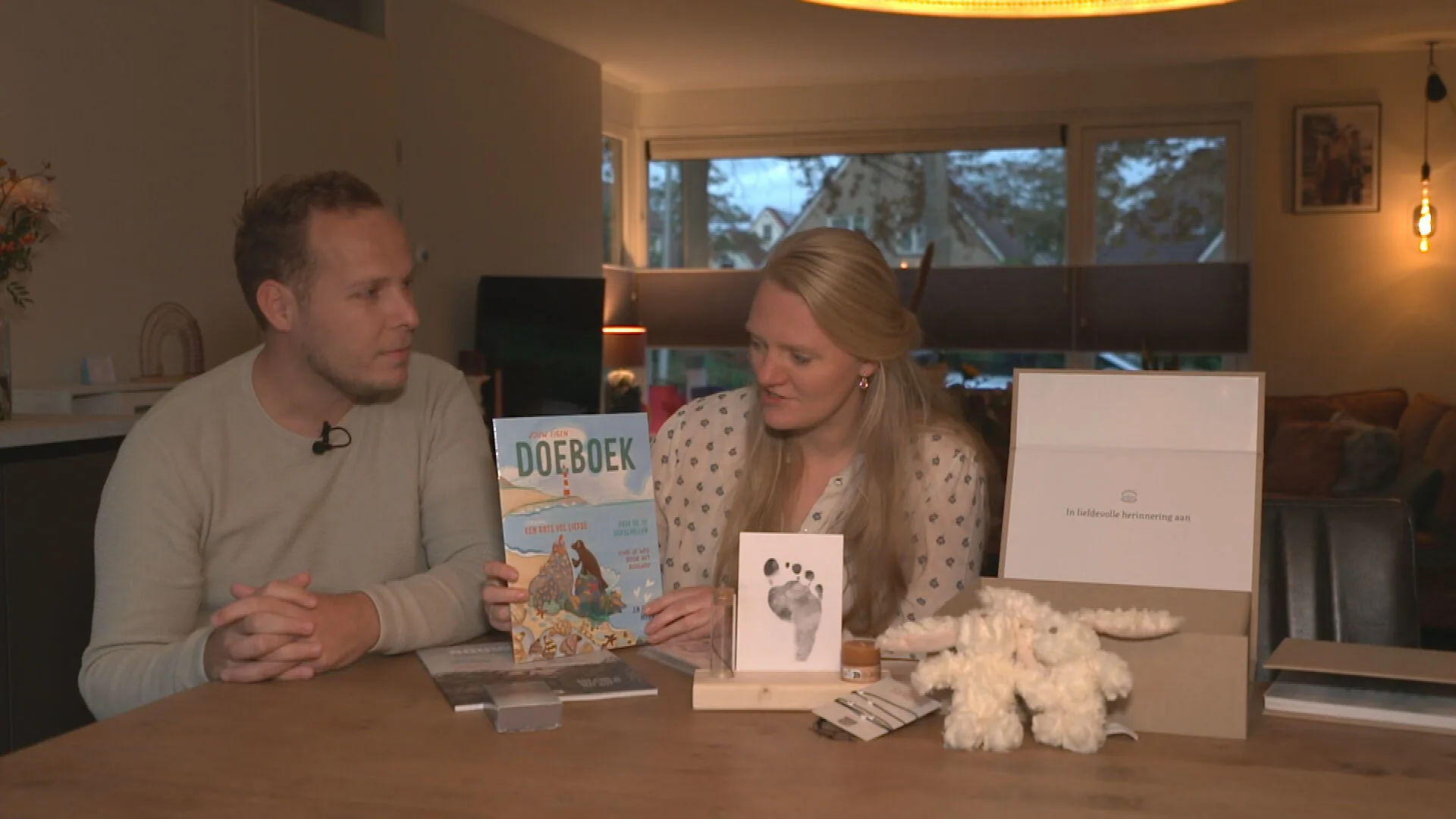 Bjorn en Inge bedachten Parelkoffer: 'Om ouders wegwijs te maken na overlijden van hun kindje'