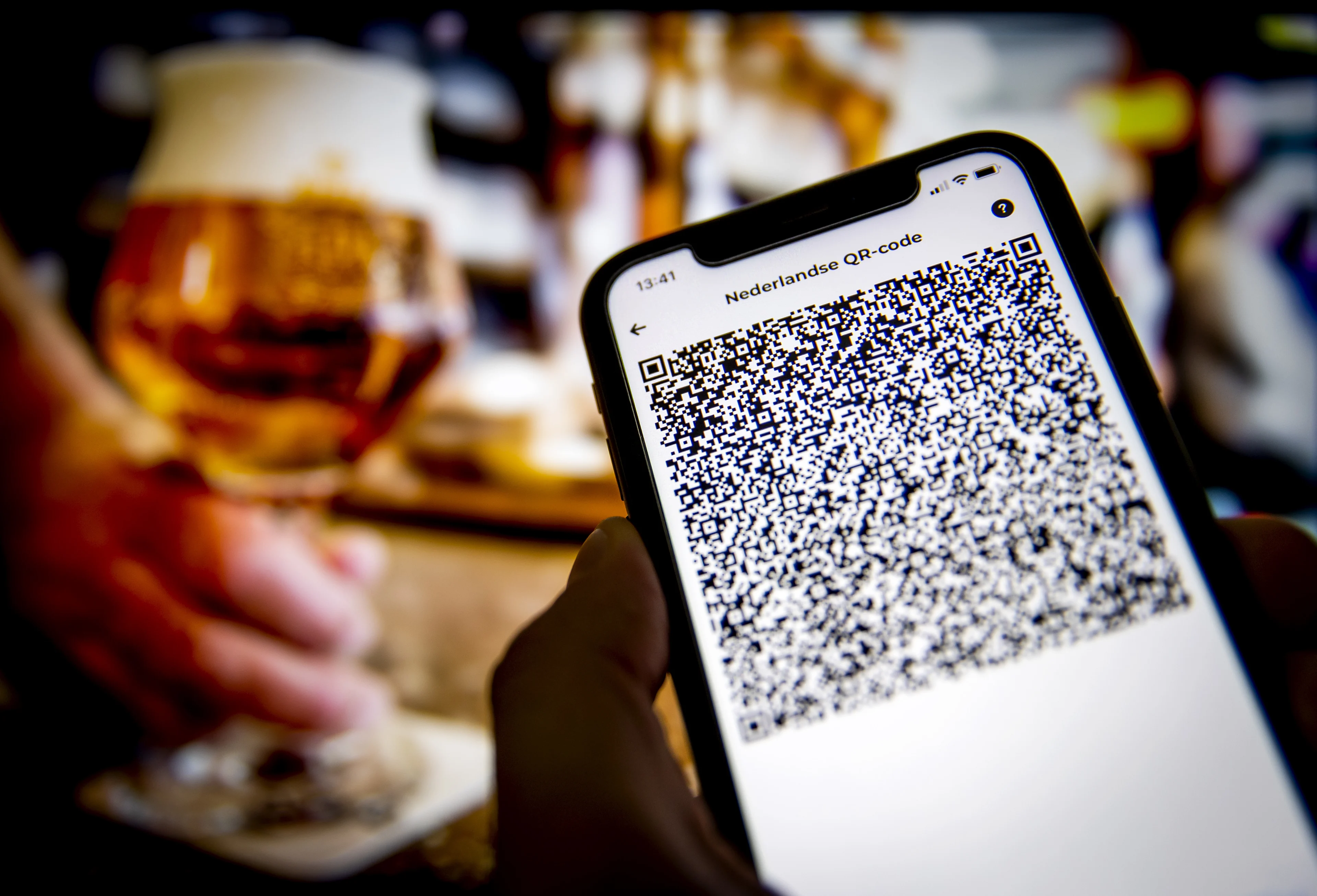 Gemeente Utrecht neemt maatregelen tegen horecazaak om niet checken coronapas