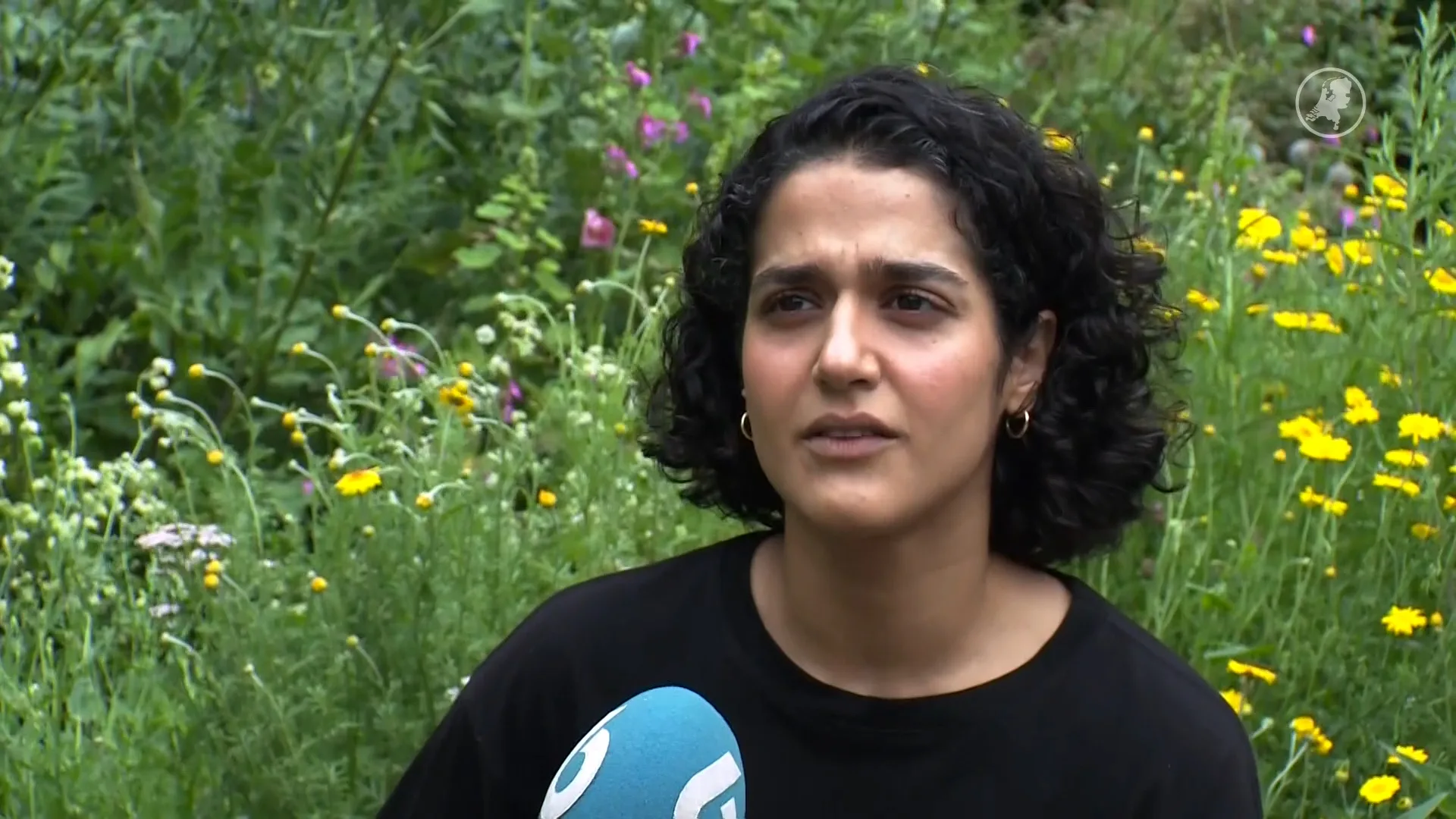 Raha vreest voor haar familieleden in Iran: 'Ontzettend geschrokken