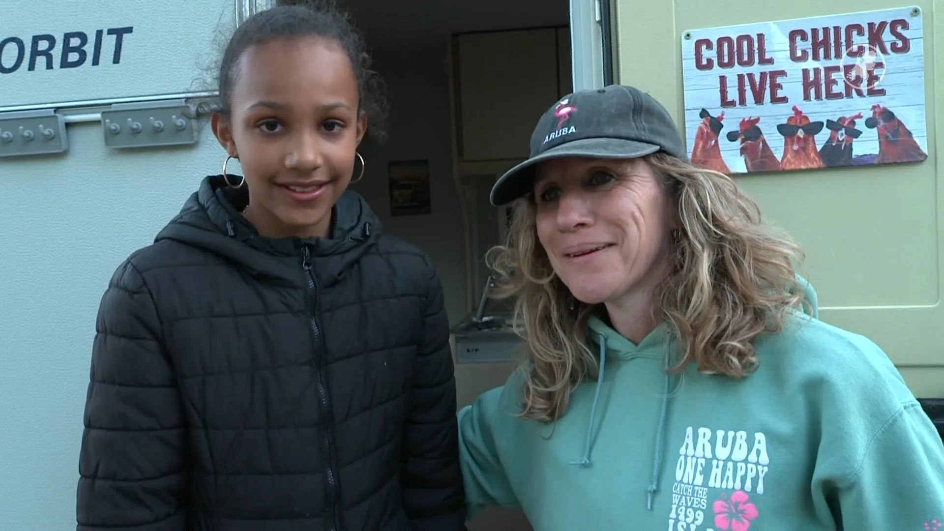 Campinggasten verlaten camping Nunspeet om grote natuurbrand