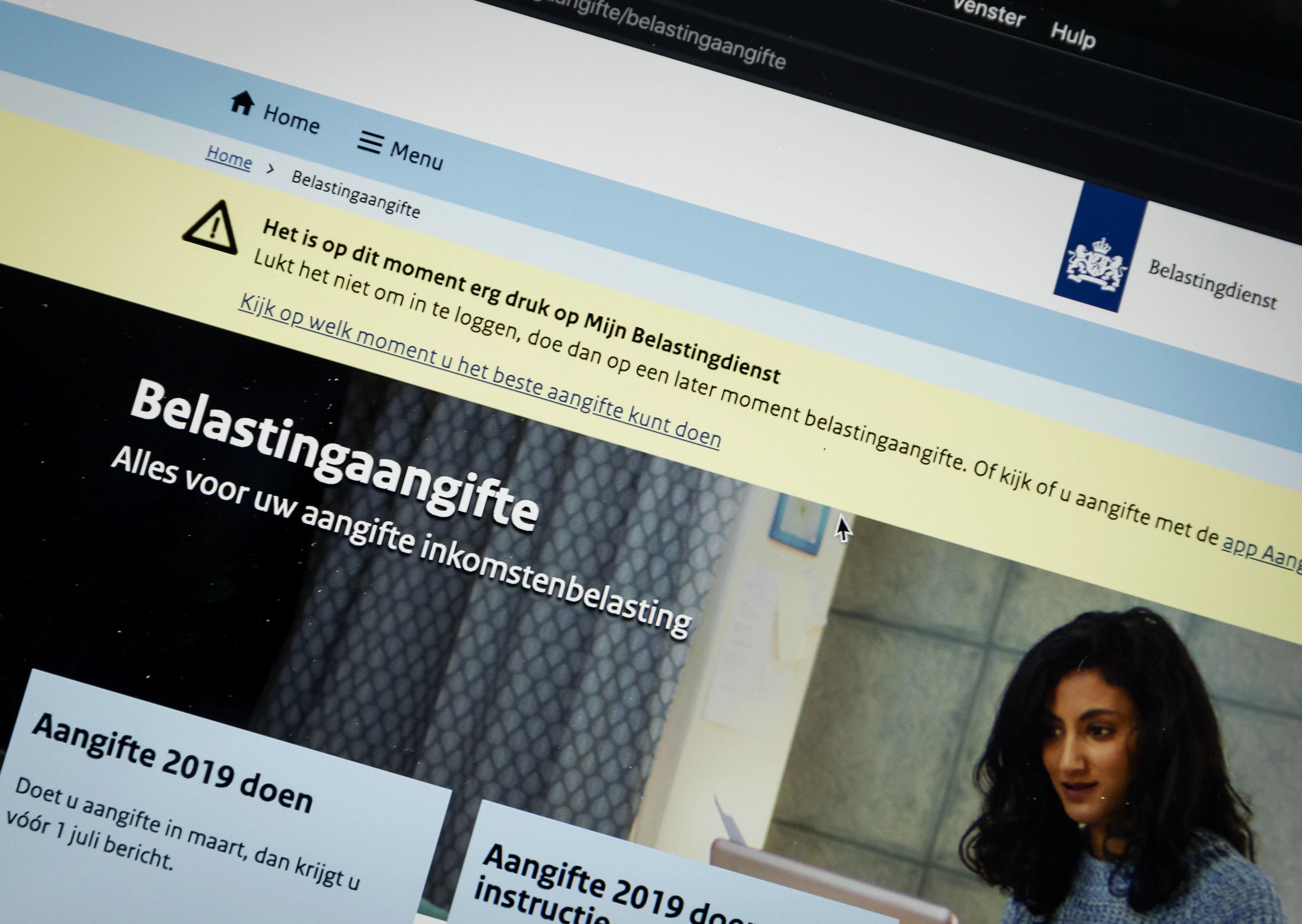 Nederlanders met dubbele nationaliteit werden jarenlang extra gecontroleerd door Belastingdienst