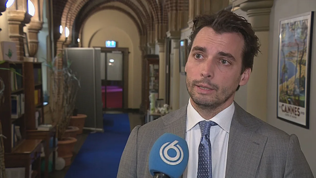 Baudet wil geen coronatest: 'Mensen gaan ook dood als ze hun huis schilderen'