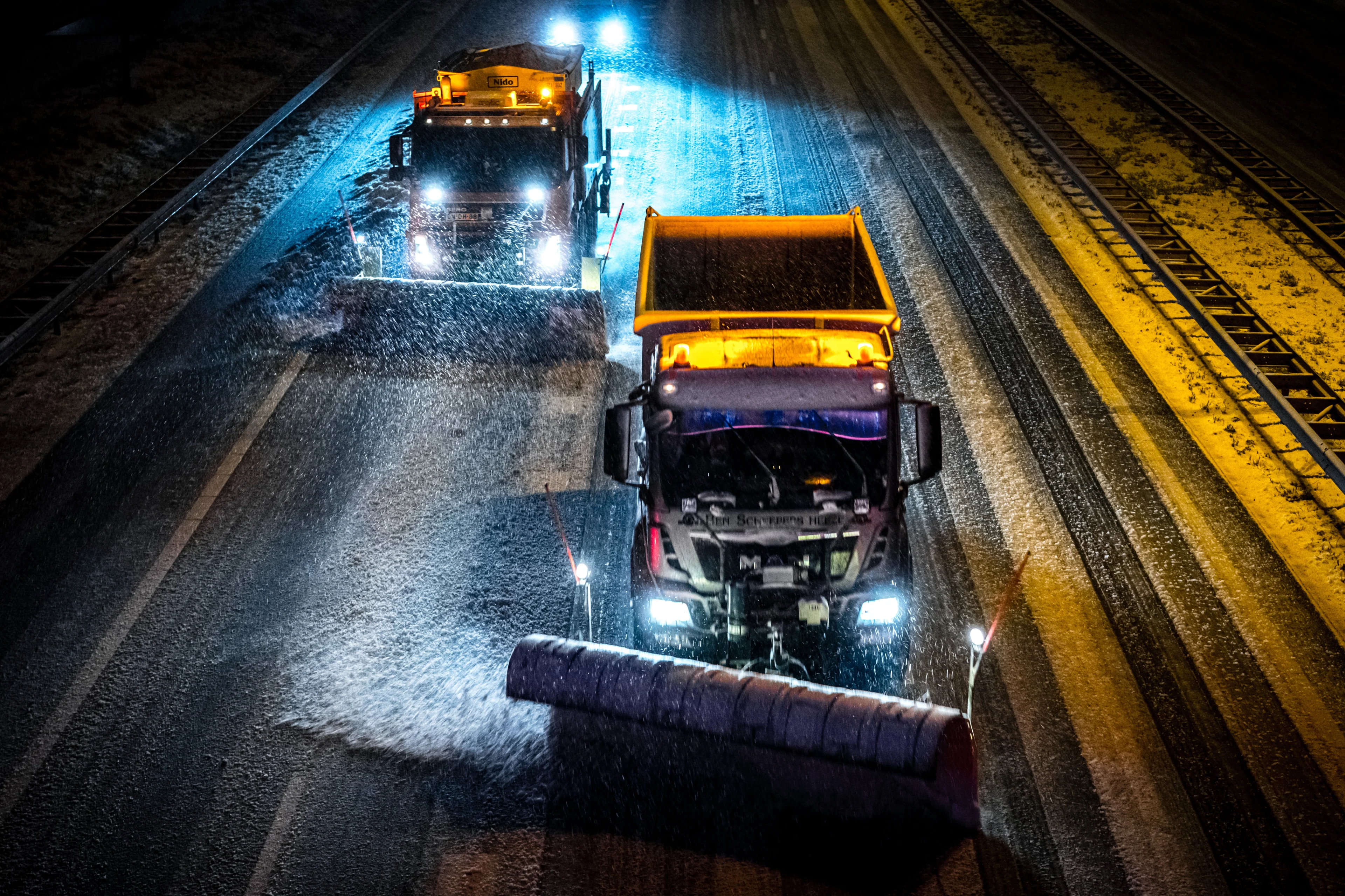 Donderdag minder sneeuw, wel code geel om gladheid