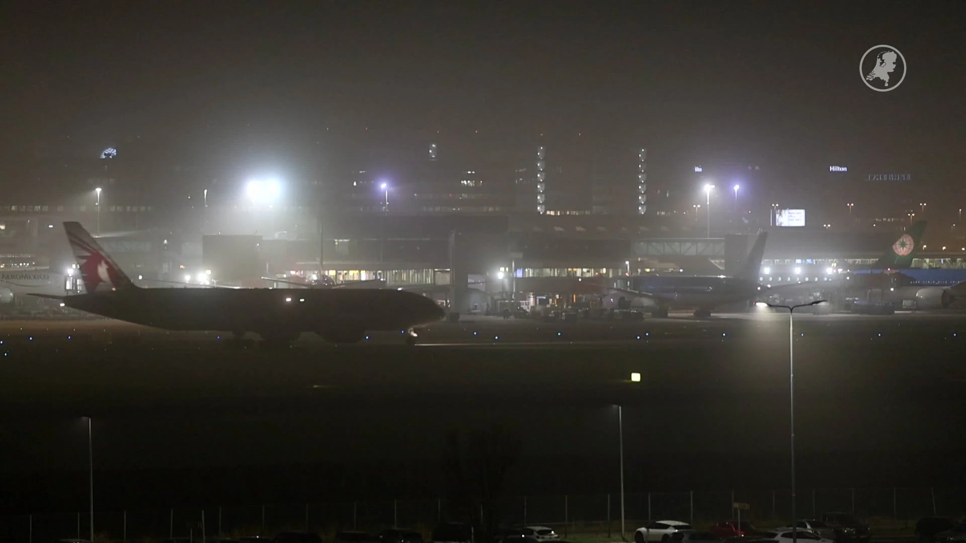 F-pier van Schiphol ontruimd om gaslek