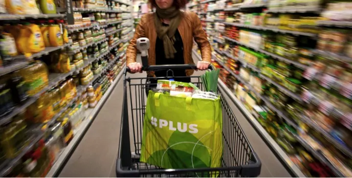 Supermarkt wapent zich tegen agressieve klanten die coronamaatregelen niet naleven