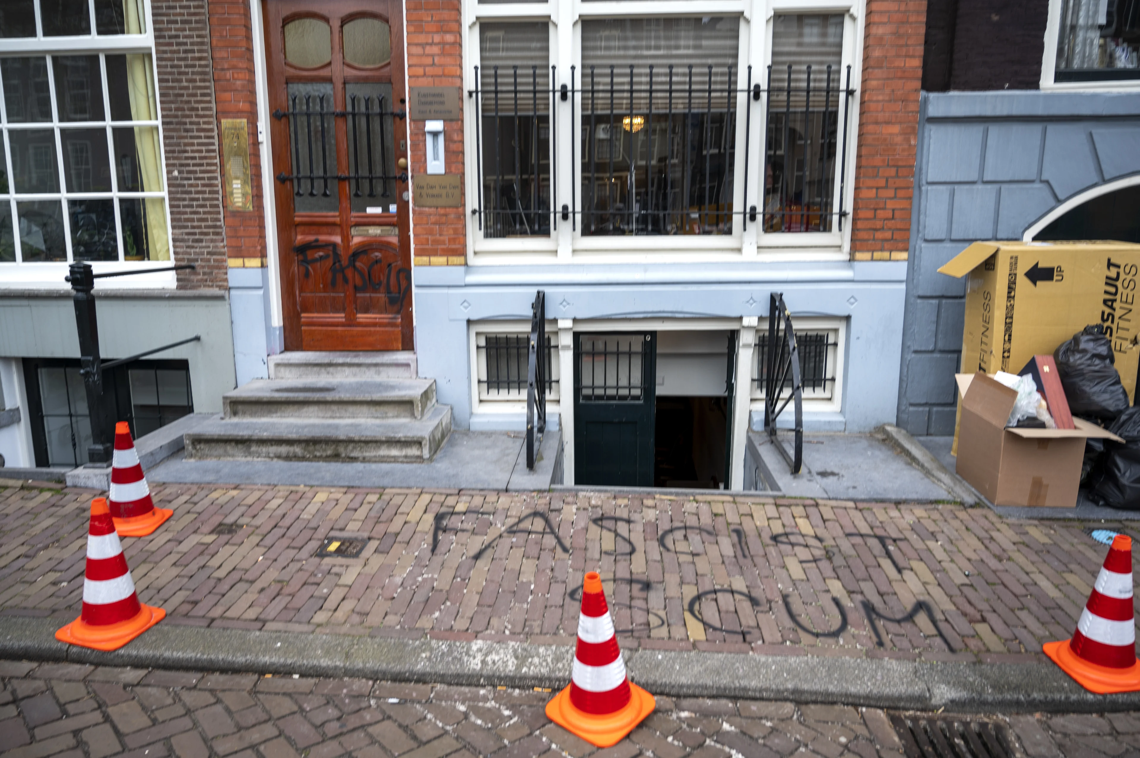 Partijkantoor Forum voor Democratie beklad in Amsterdam