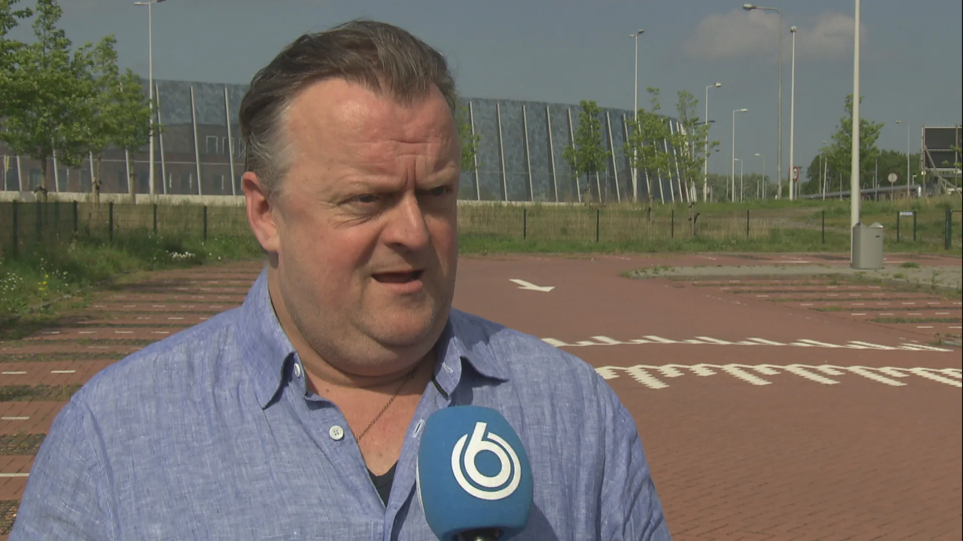 'Bijna onmenselijk dat partners van slachtoffers niet in de rechtszaal mogen'