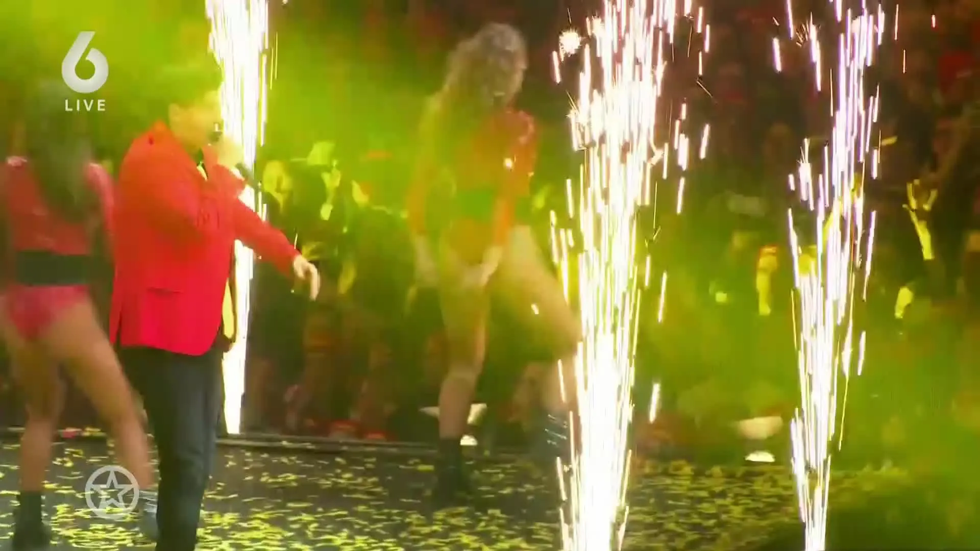 Shownieuws-tafel over Snollebollekes in GelreDome