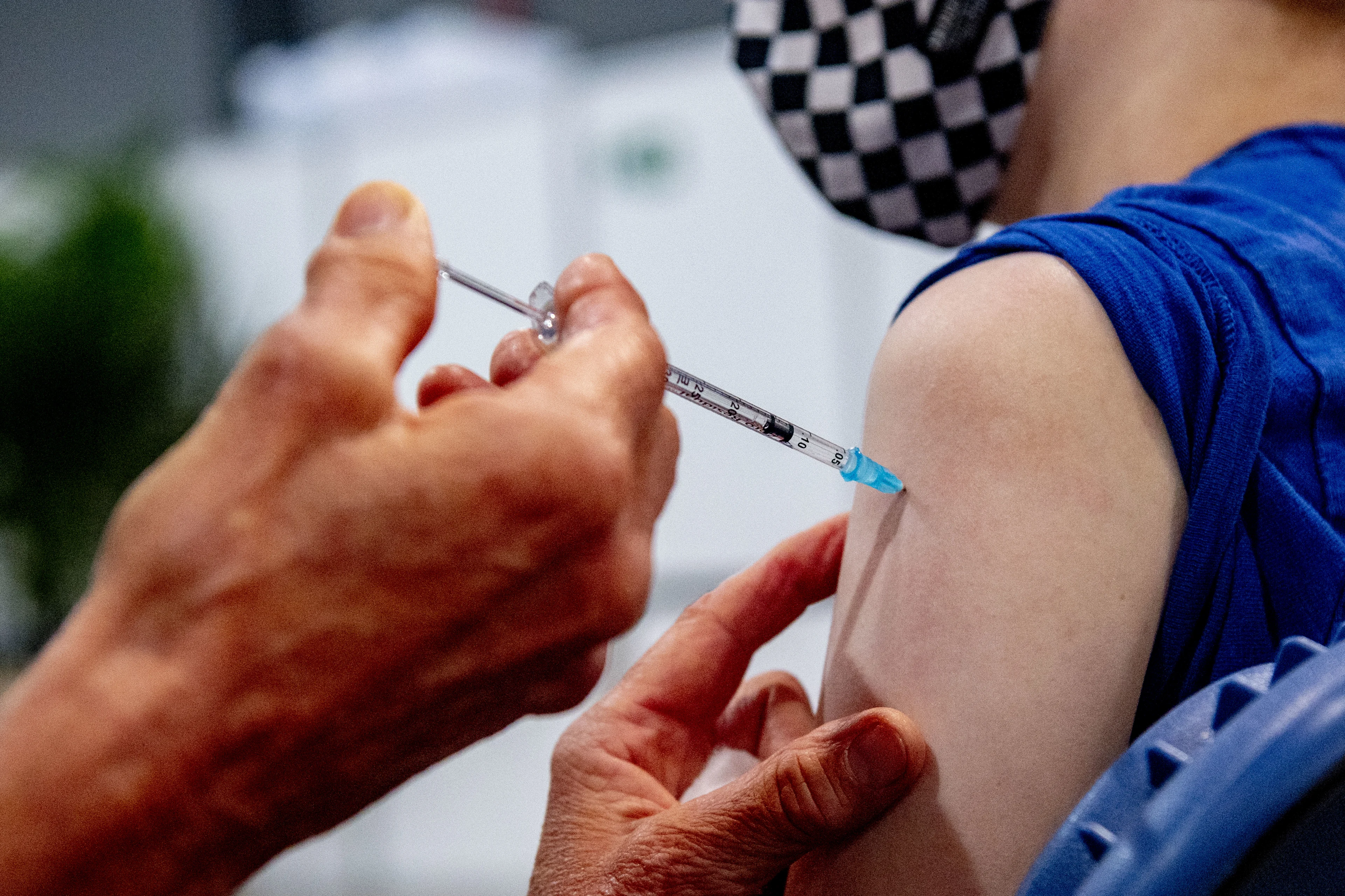 Gezondheidsraad: laat jonge kinderen vaccineren, maar voorkom drang