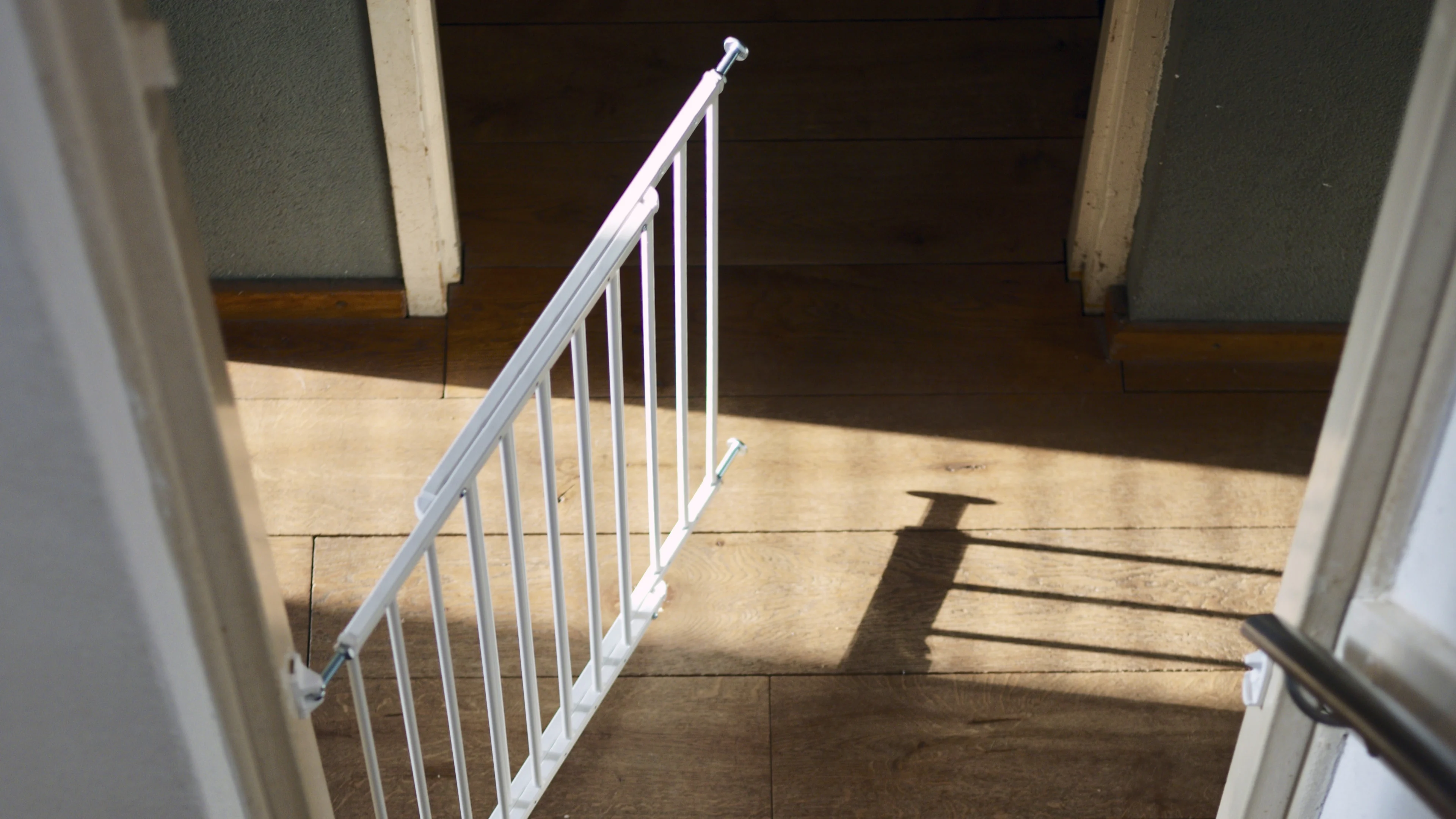 Consumentenbond waarschuwt opnieuw voor gevaarlijke traphekjes