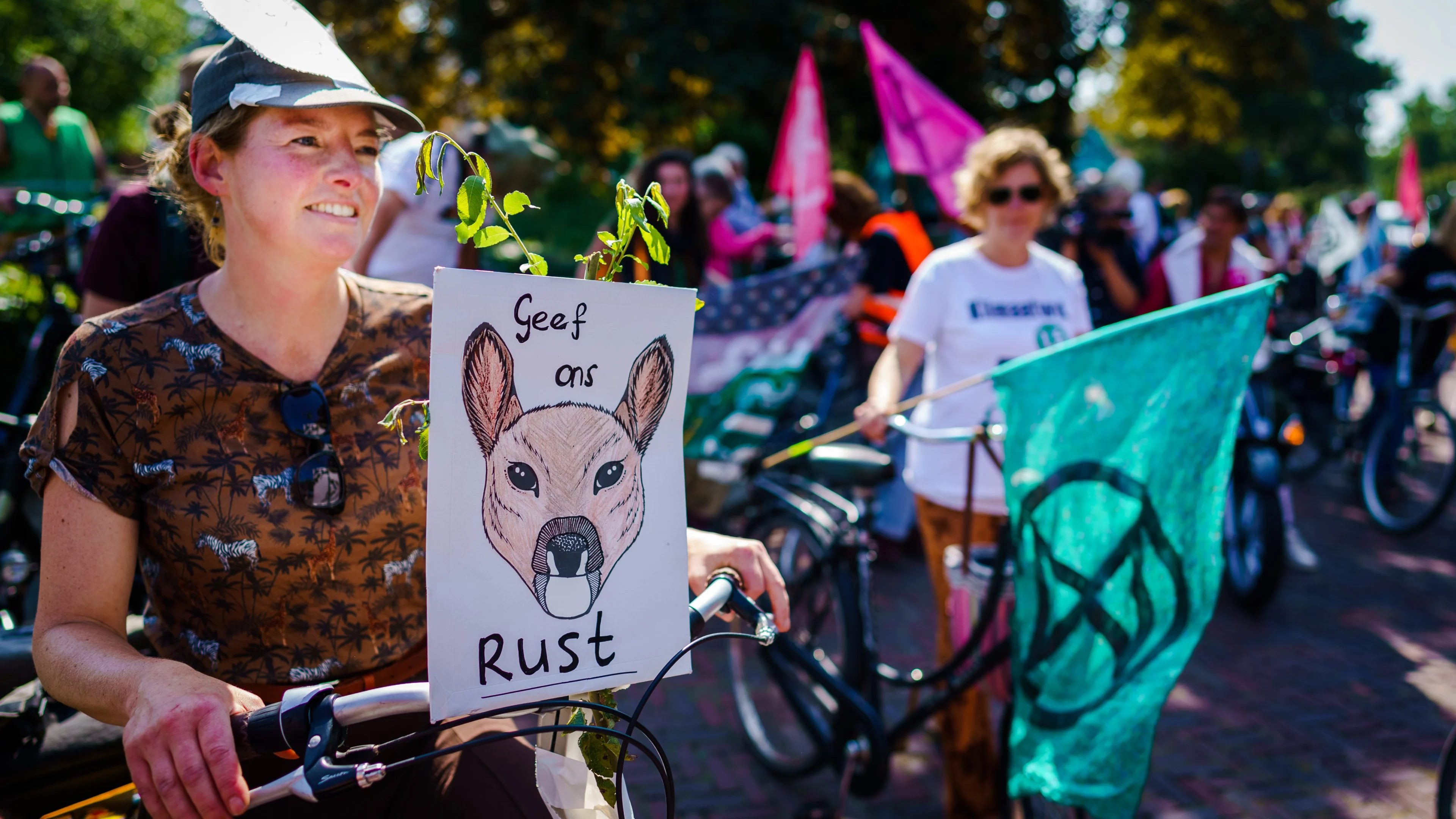 Extinction Rebellion voert actie voor uitstootvrije samenleving tijdens Formule 1 in Zandvoort