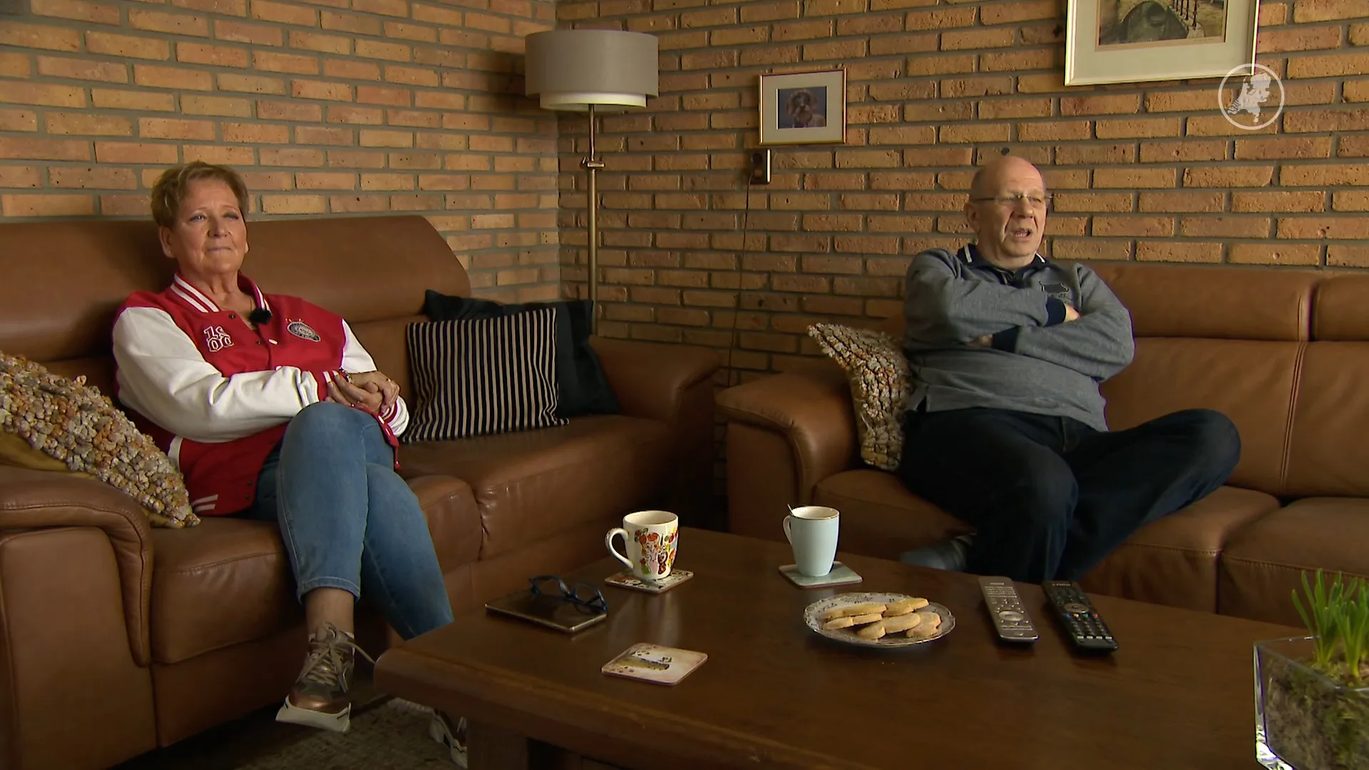 'Kampioensstrijd' PSV - Ajax: PSV-fan Bonno en Ajax-fan Yvonne kijken zondag samen de wedstrijd