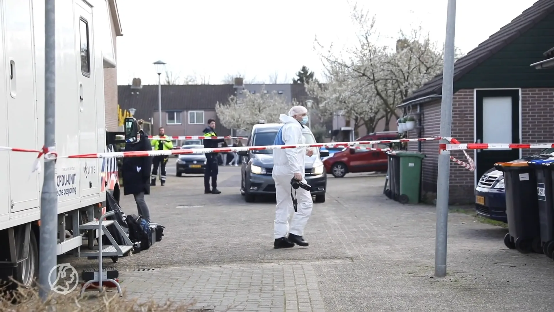 Dode vrouw (34) gevonden in woning Blaricum, mogelijk omgekomen door misdrijf