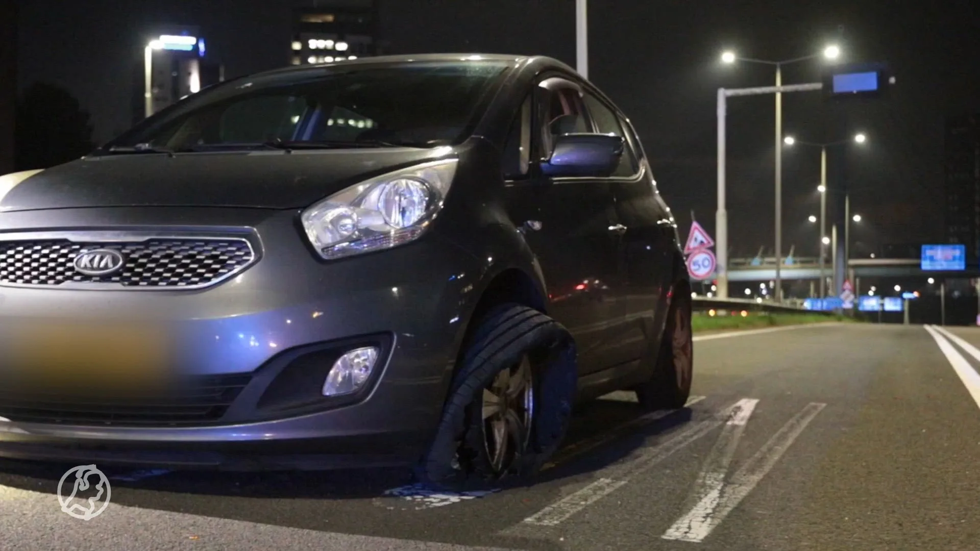 Beschonken spookrijder met drie lekke banden aangehouden in Rotterdam