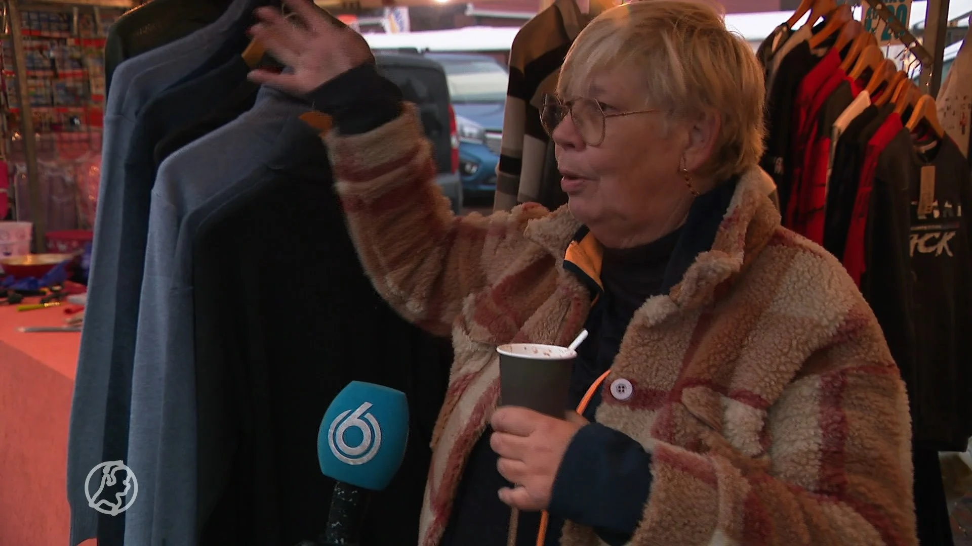 Volendammers in de bres voor Ingrid, die KOZP-demonstranten bekogelde met eieren