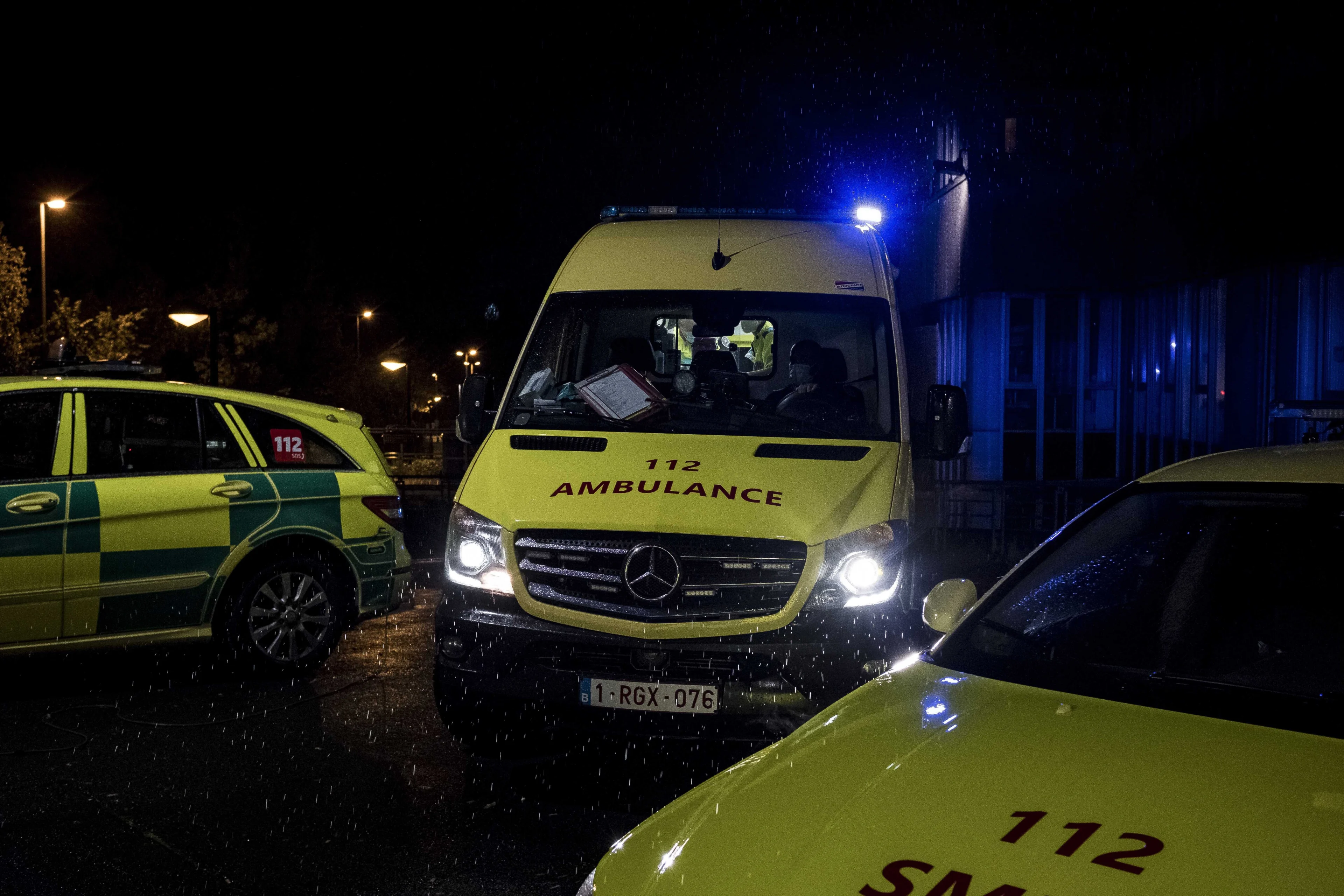 Auto rijdt in op Belgische groep carnavalsvierders: 'Zeker zes doden en tien zwaargewonden'