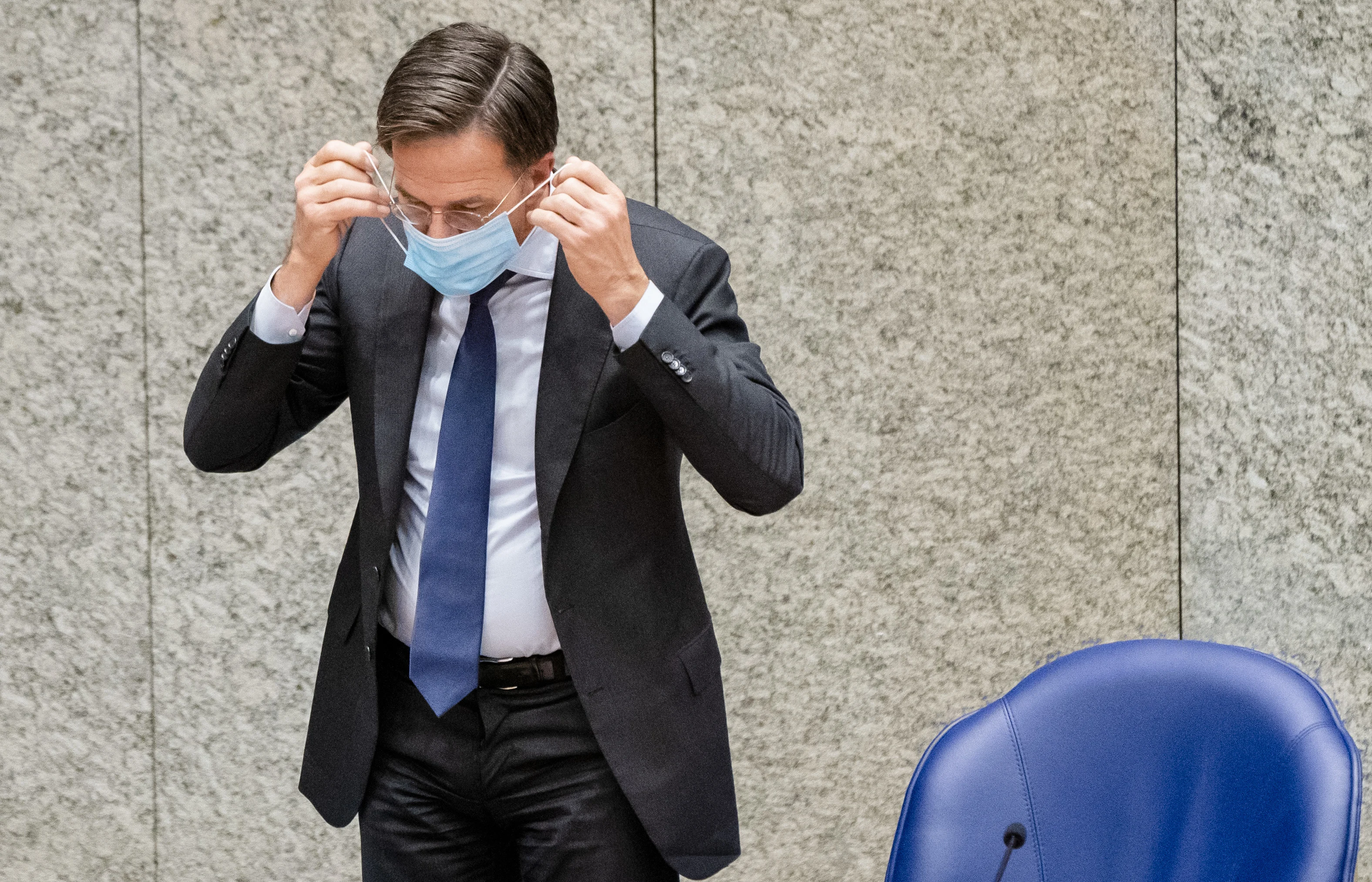 Kabinet wil wet noodtoestand gebruiken voor avondklok