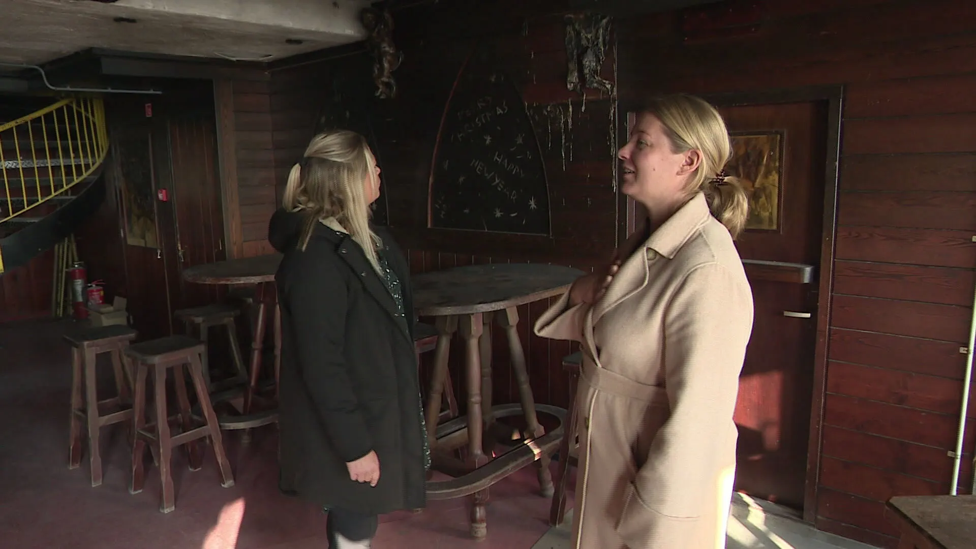 Twintig jaar na Volendamse nieuwjaarsbrand zoekt overlevende Gerie antwoorden