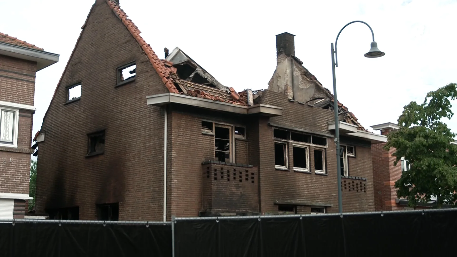 Buurt leeft mee na grote brand in Rijen: zorgen om vermiste persoon