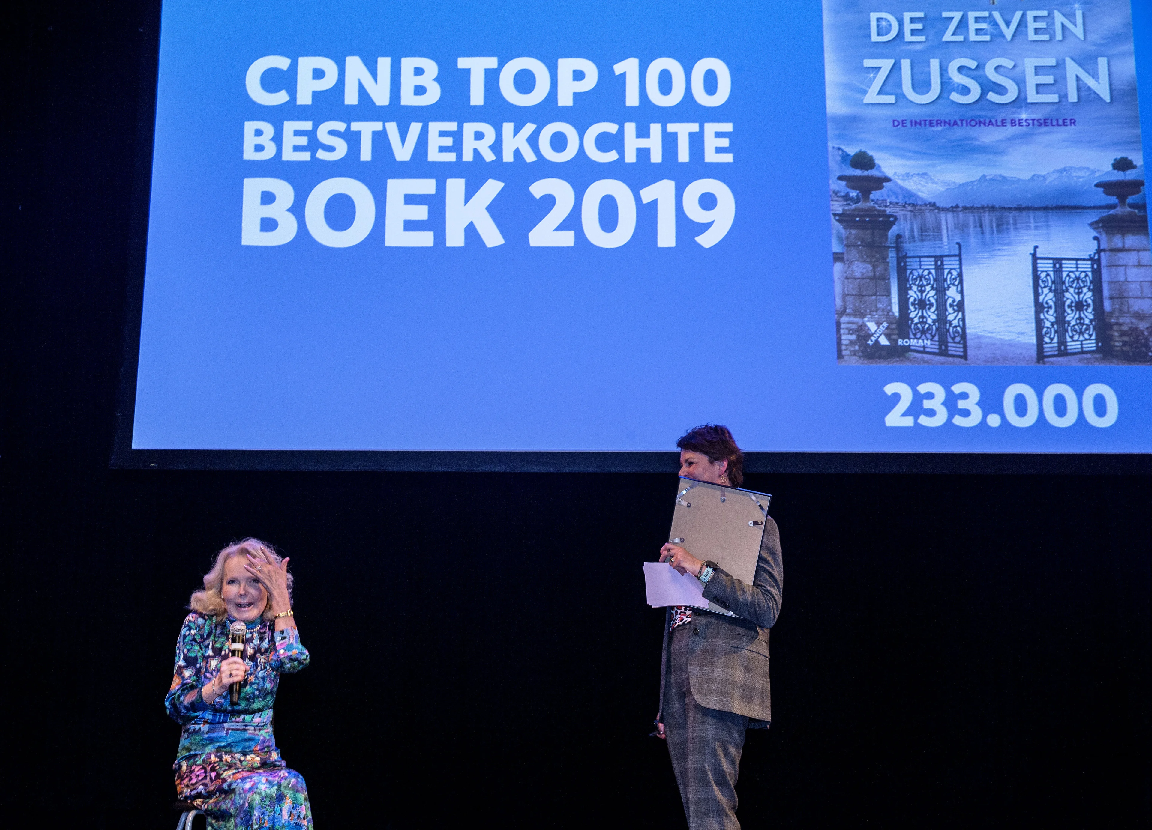 Zeven zussen-auteur Lucinda Riley (55) overleden