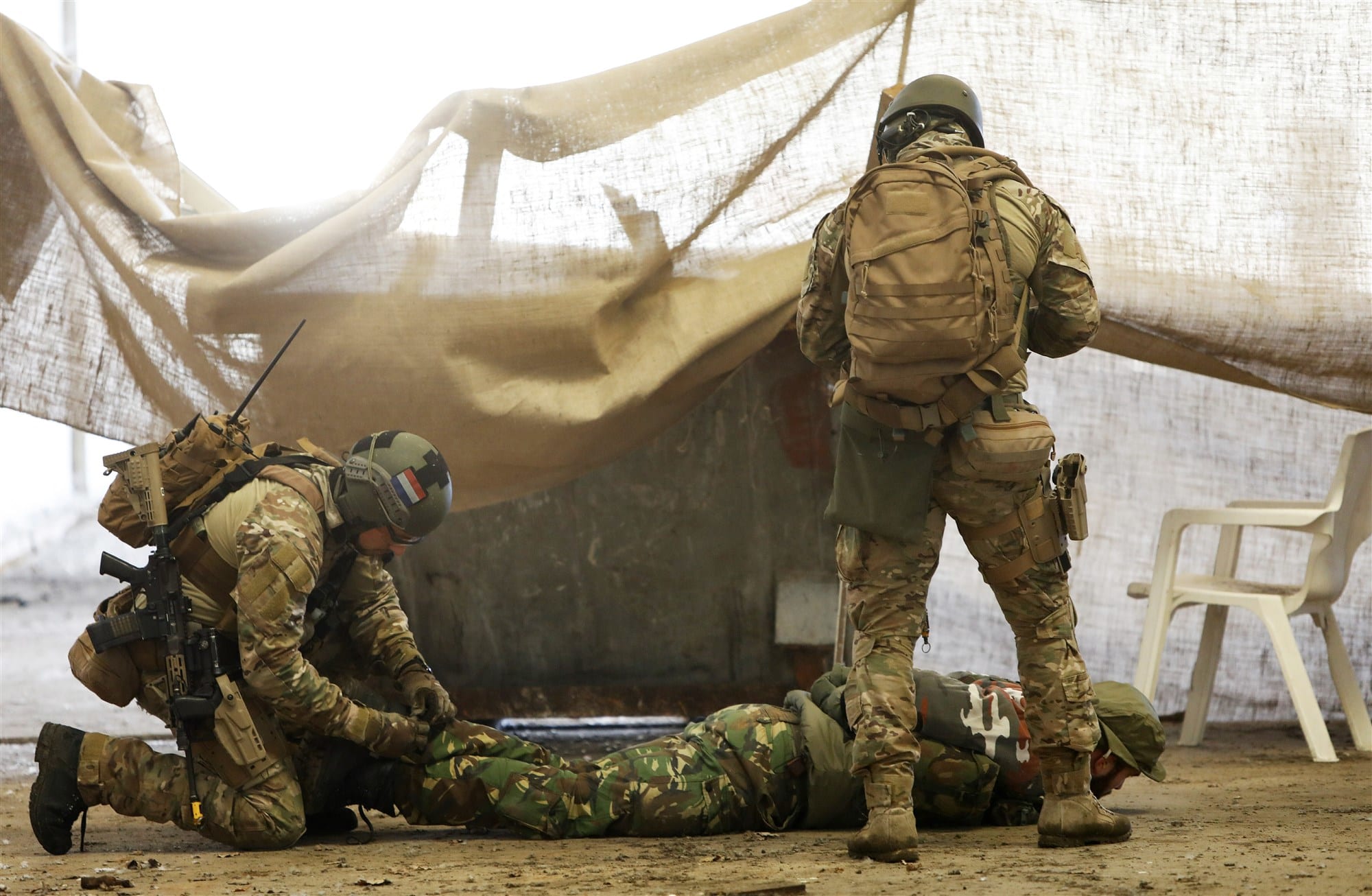 Twee Nederlandse militairen gewond door explosie in Tsjechië