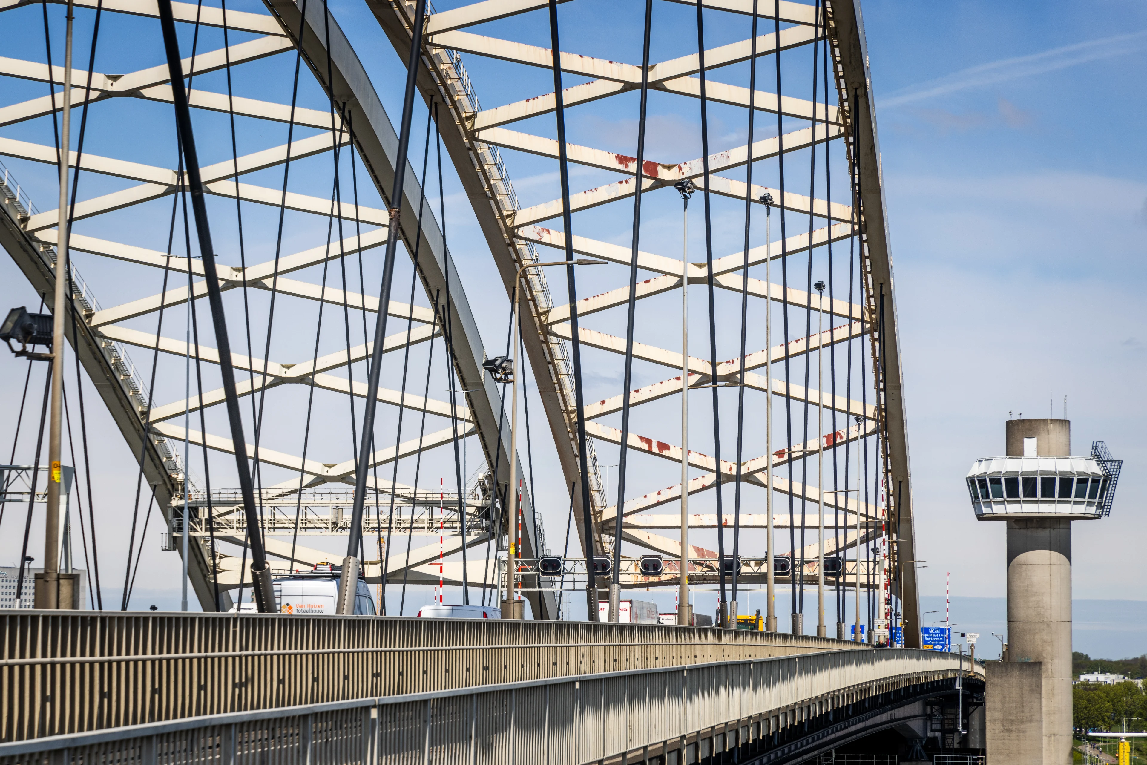 Renovatie Van Brienenoordbrug drie keer zo duur: 2 miljard euro