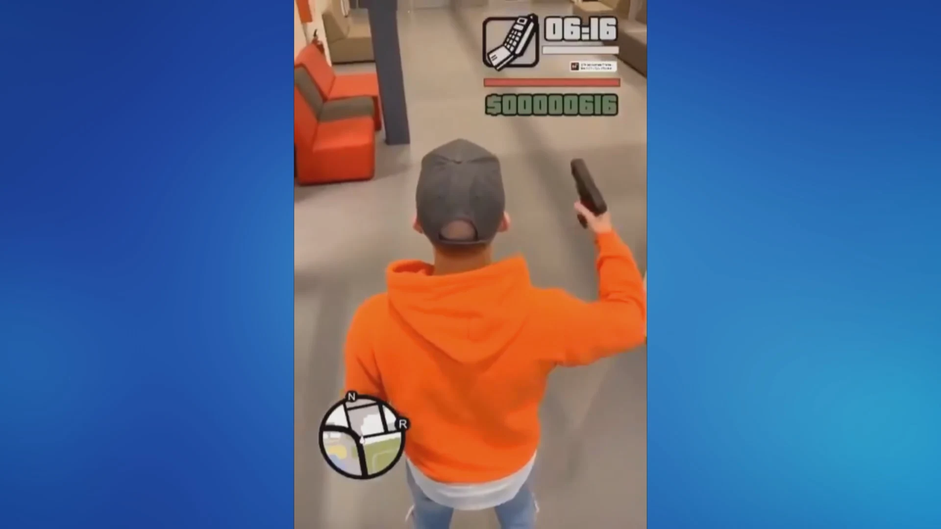 Domkop doet GTA na met nepwapen, school ontruimd vanwege dreiging