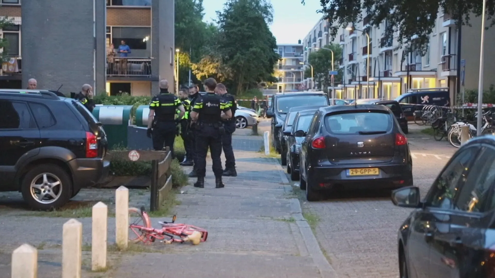 Zwaargewonde man gevonden op straat in Katwijk, politie zoekt getuigen