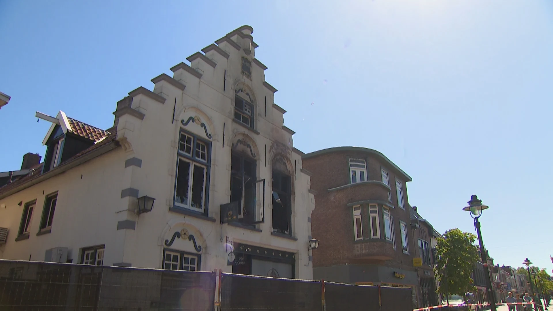 Coevorden geschokt door brand café Het Geveltje: 'Het is een heel nare dag'