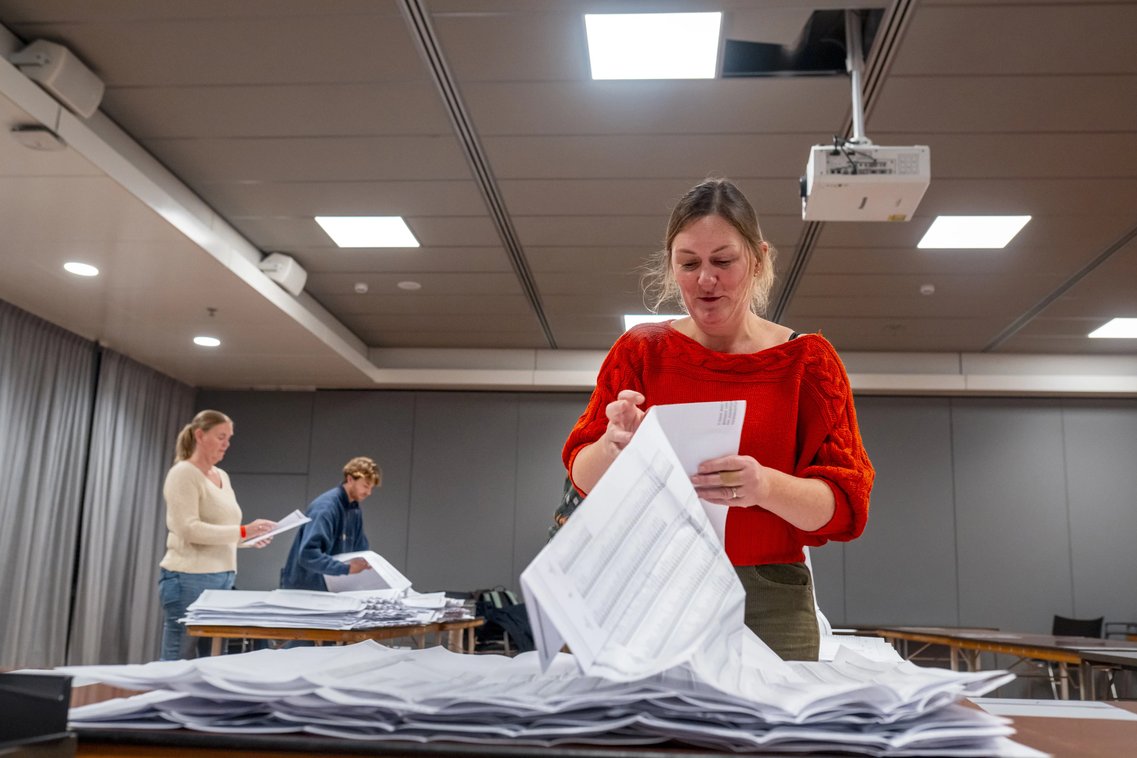 Kiesraad bevestigt: D66 wint nipt verkiezingen met 26 zetels