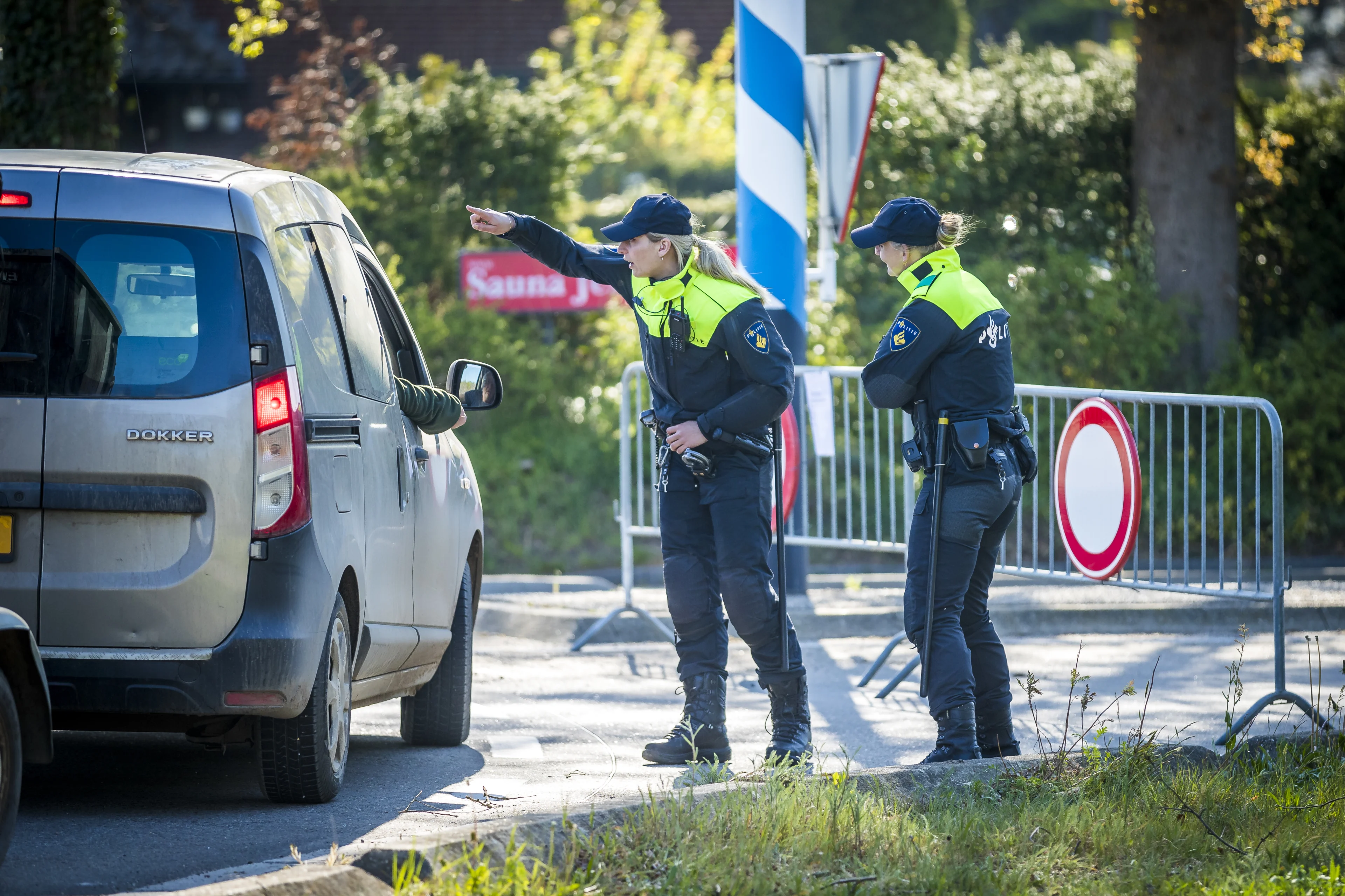 Burgemeester: inwoners Herkenbosch mogen 'voorlopig' nog niet naar huis