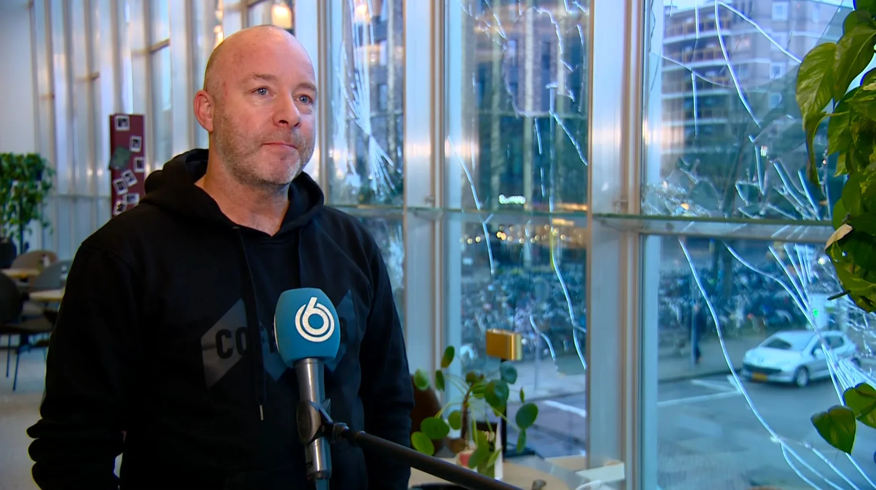 Eindhovenaren lamgeslagen door rellen in hun stad: 'Dit waren geen betogers, dit was gespuis'