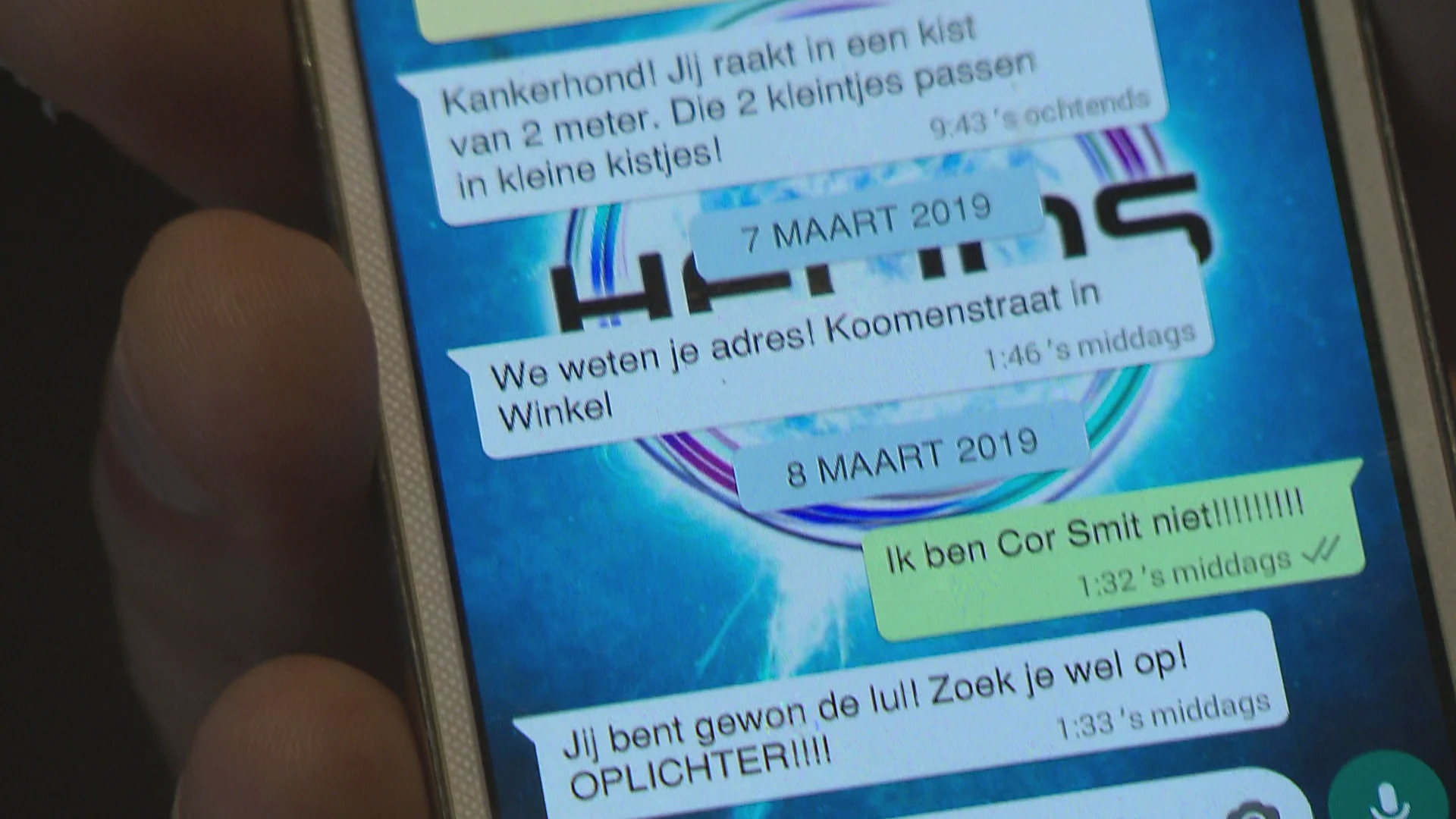 Doodsbedreigingen aan het verkeerde adres: vrouw en kinderen eigenaar dartwinkel duiken onder