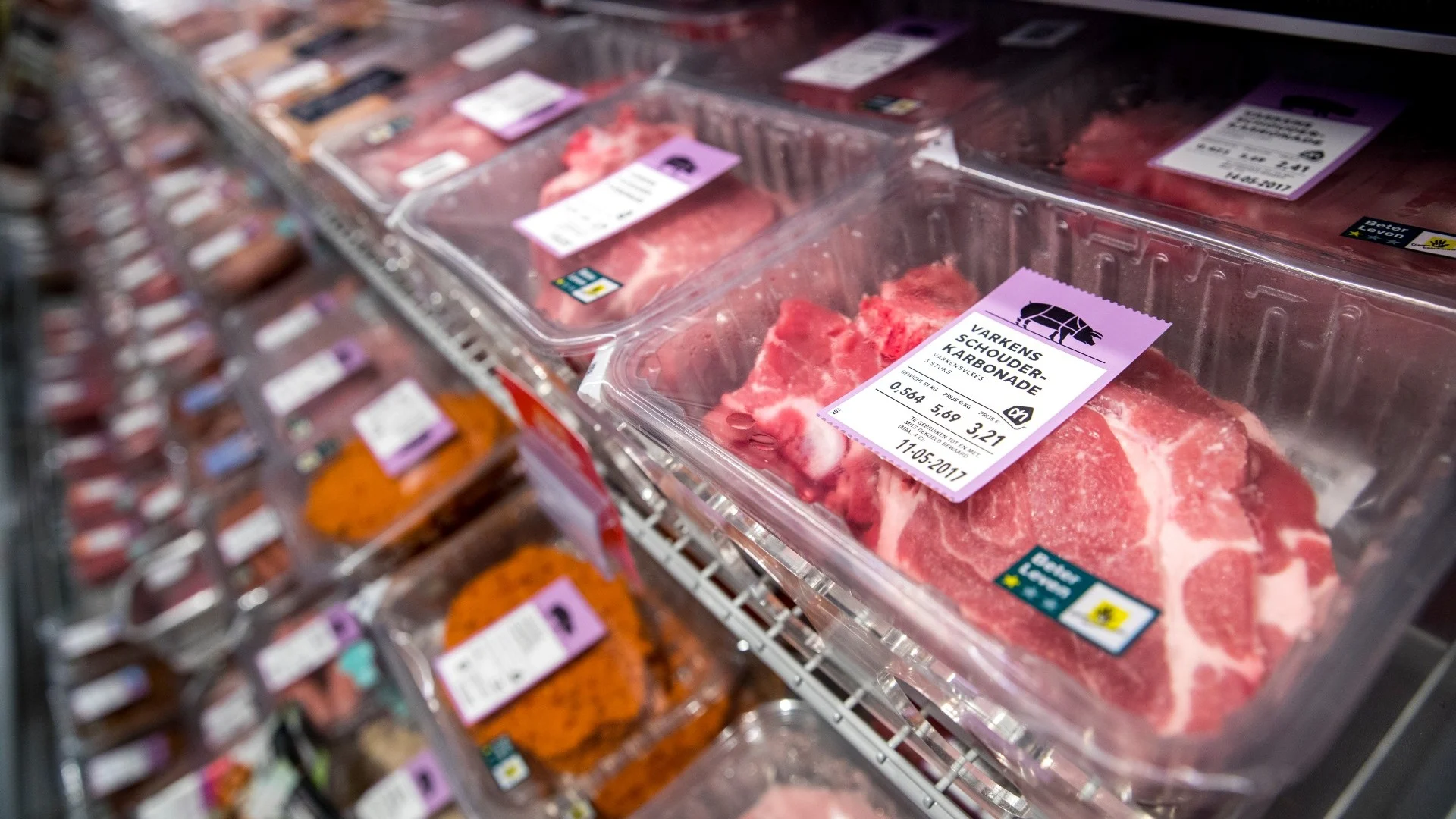 Week zonder Vlees nog geen succes, supermarkten vrolijk door met vleesacties