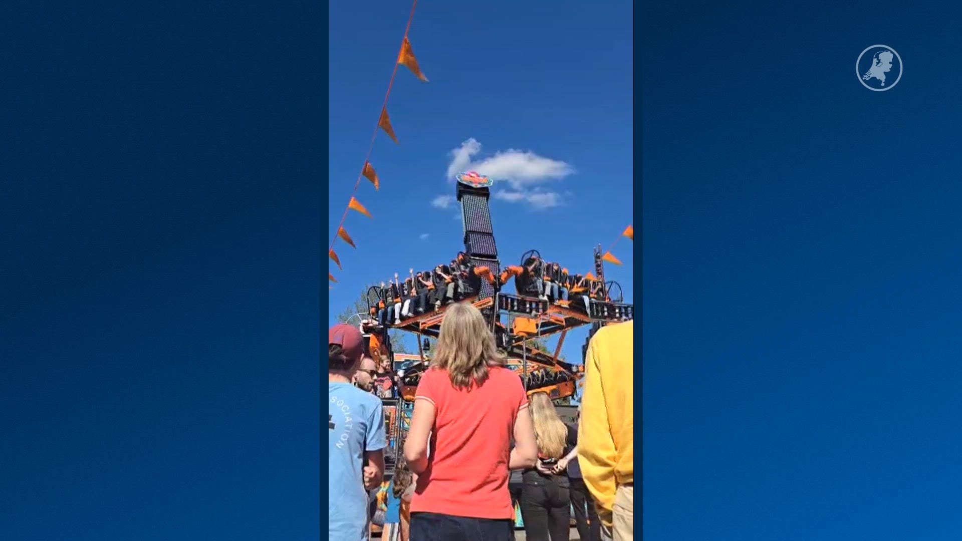 ZIEN: onderdeel raakt los bij kermisattractie Hilversum