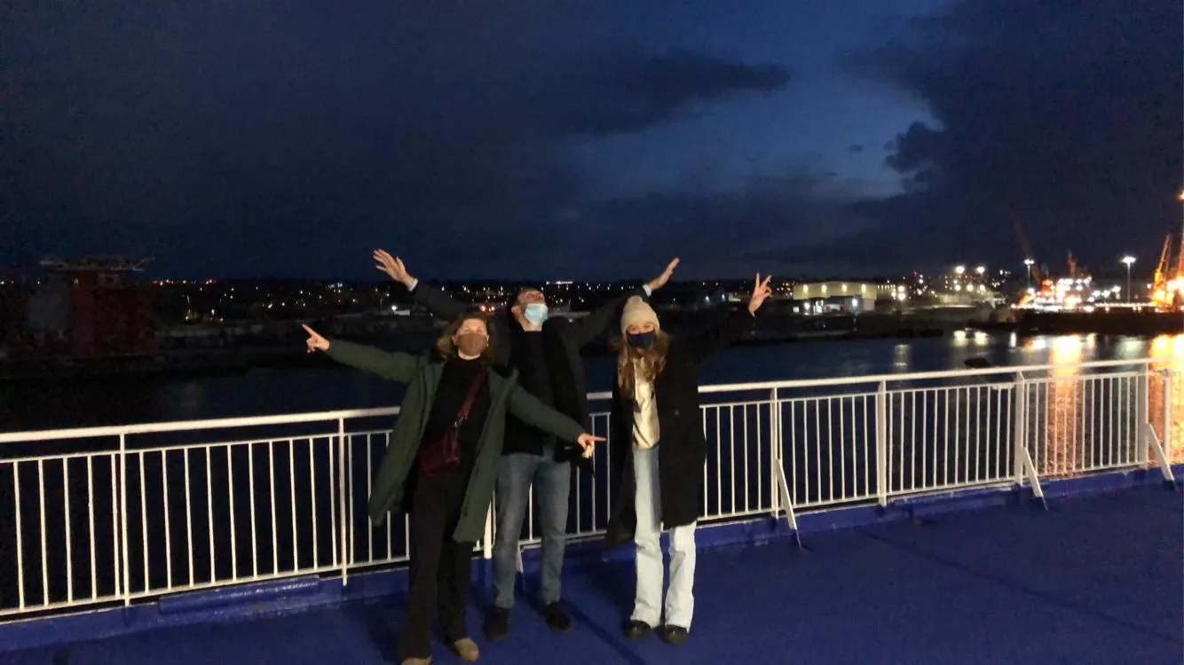 Julius en medestudenten gestrand in Engeland: 'We voelen ons in de steek gelaten'