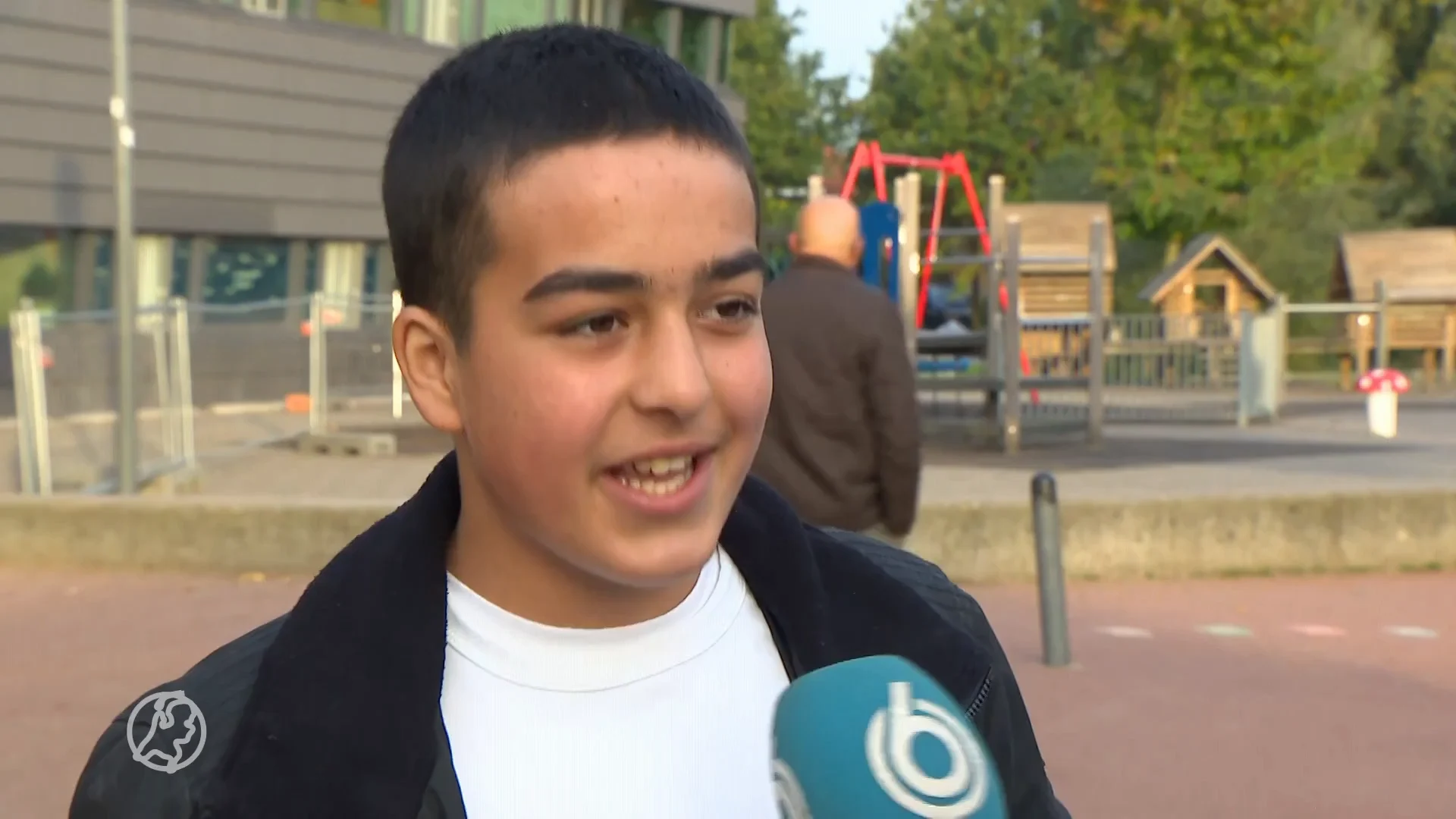 Ruim driehonderd gevluchte Afghaanse kinderen gaan weer naar school