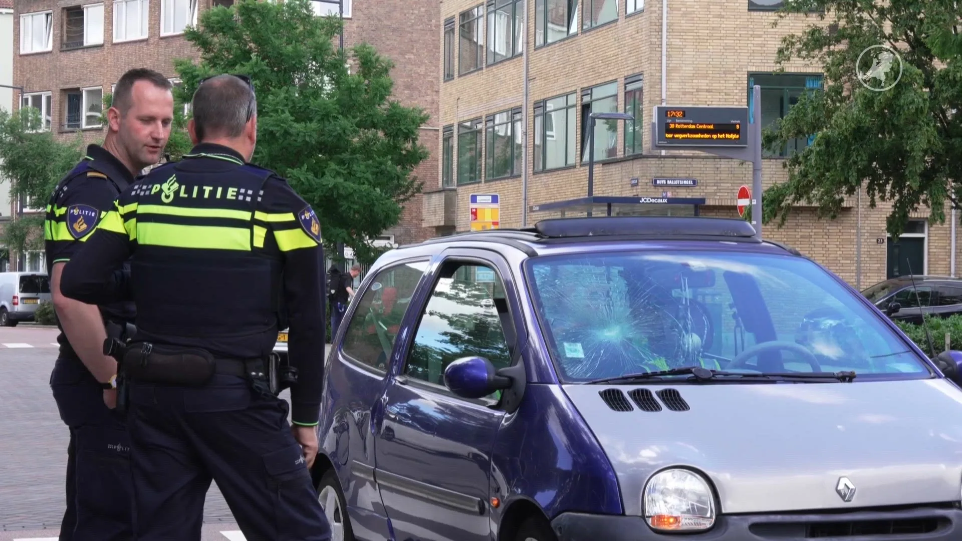 Aanrijding bij zebra Schiedam