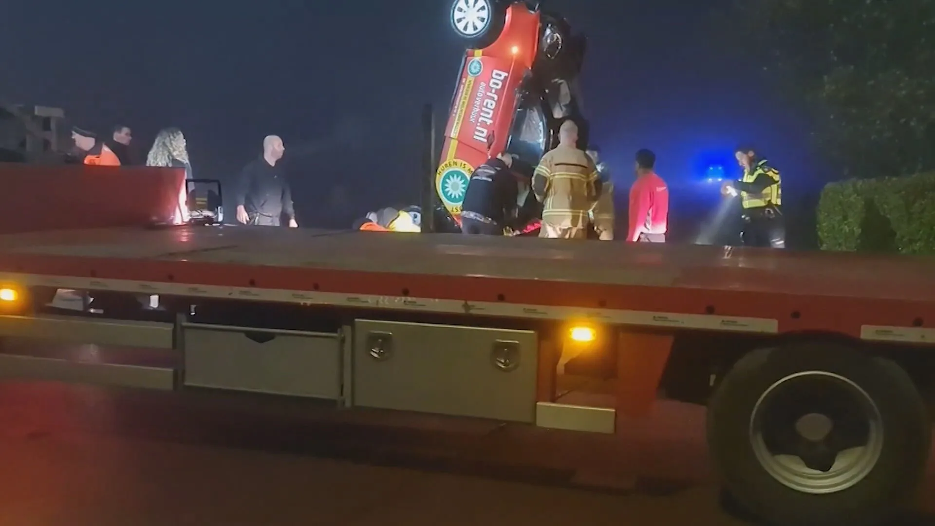 Twee doden door ongeluk waarbij auto in water Oudesluis belandde