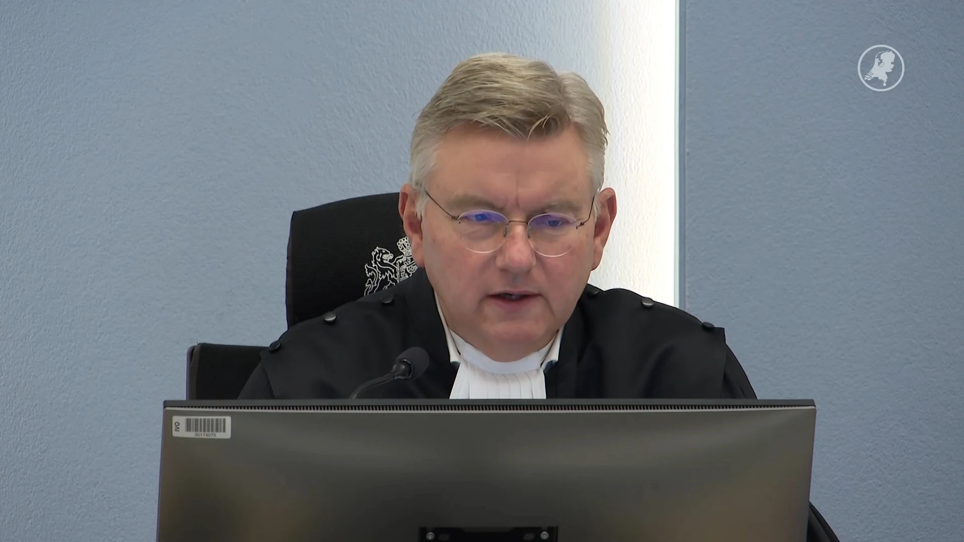 Daisy W. bleef bij Johnny van den B., ondanks dat hij haar sloeg