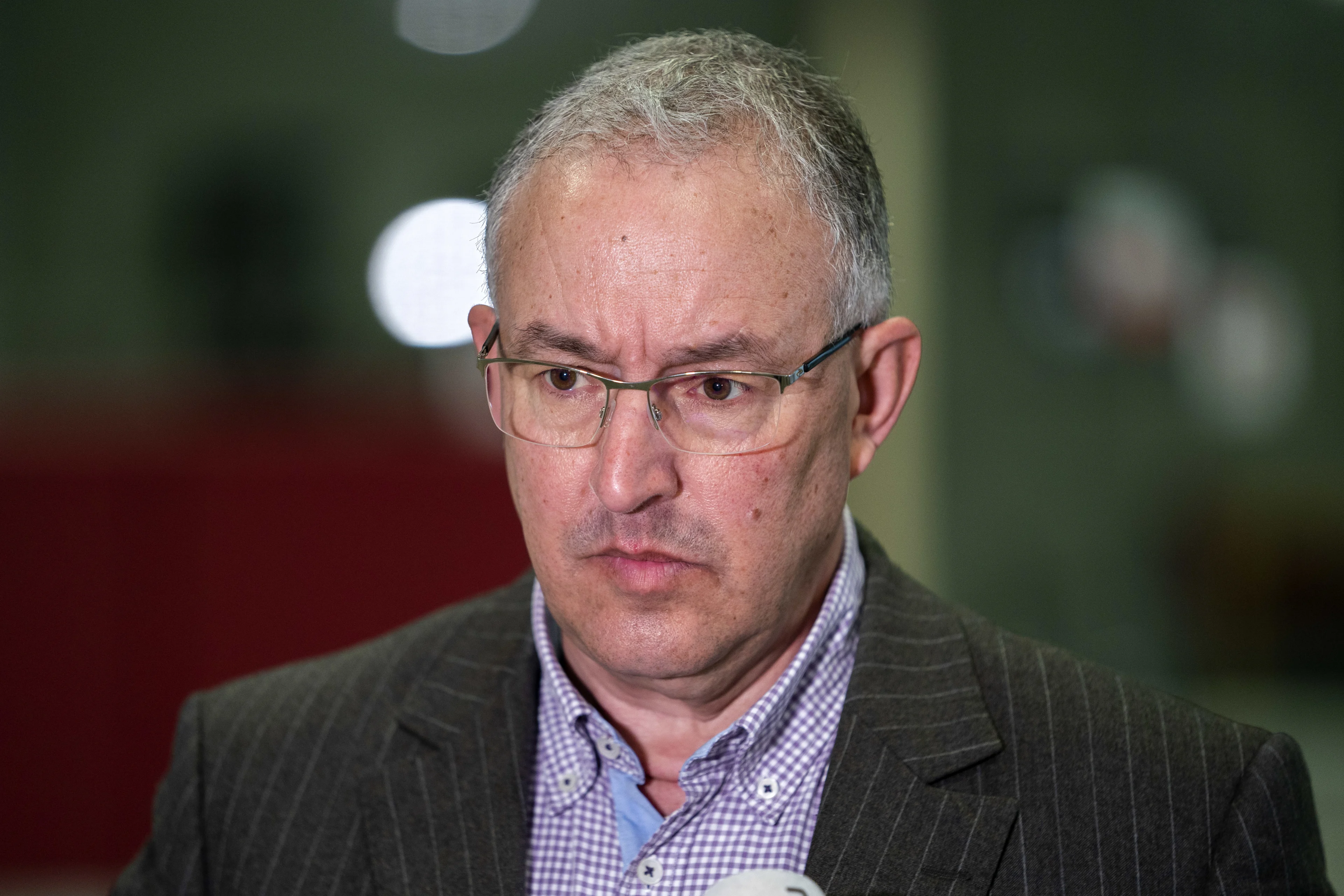 Burgemeester Aboutaleb krabbelt terug: ramadan nooit reden voor aanpassen avondklok