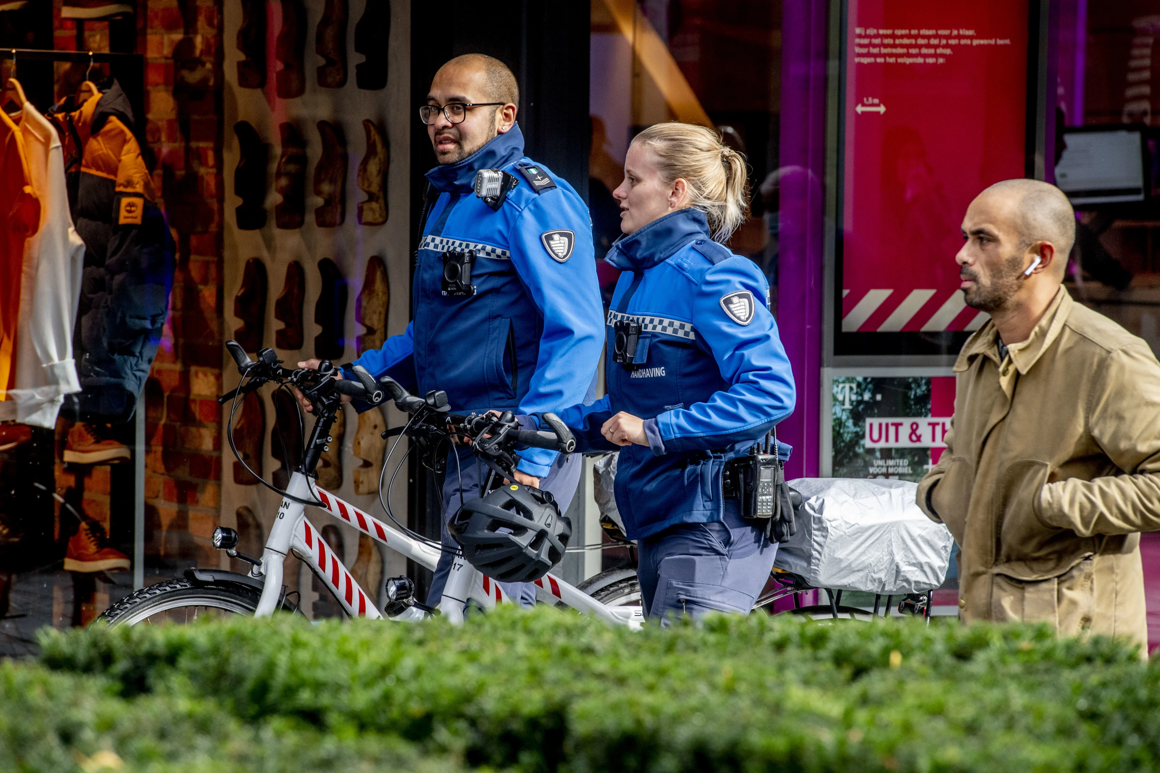 Politiebonden en boa's: 'Mondkapjesplicht valt niet te handhaven'