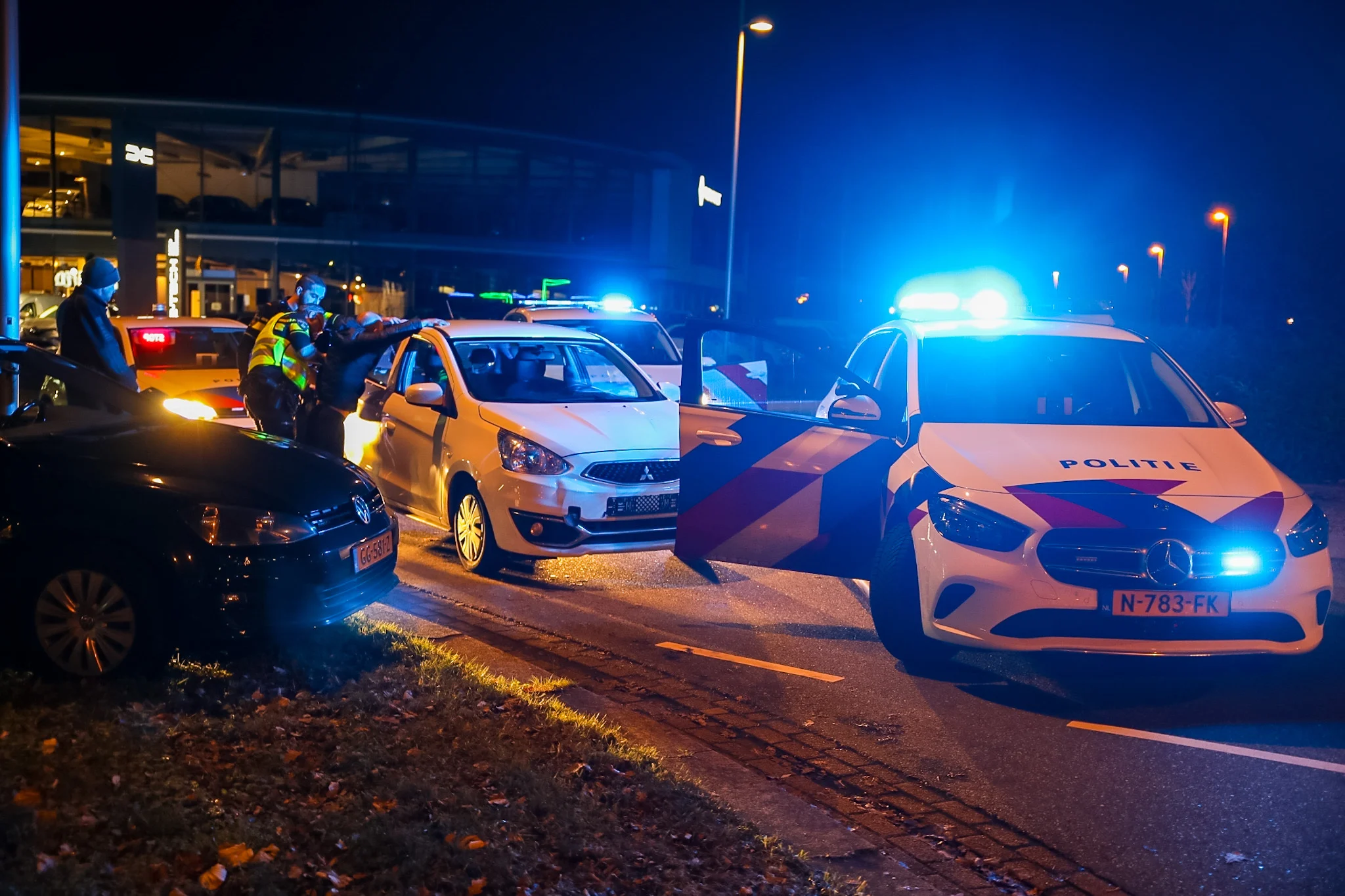 Beschonken automobilist klemgereden na achtervolging in Apeldoorn
