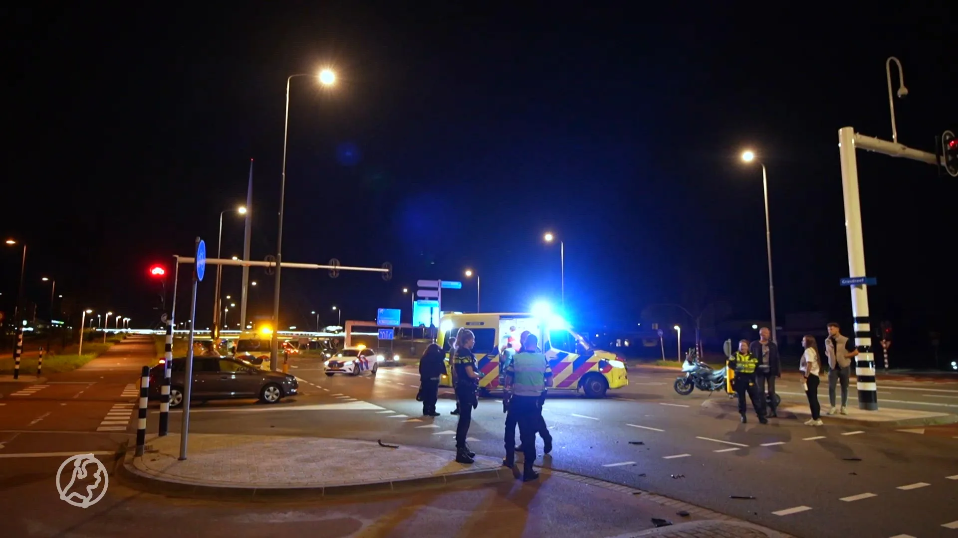 Dronken automobilist rijdt motorrijder aan en slaat daarna op de vlucht